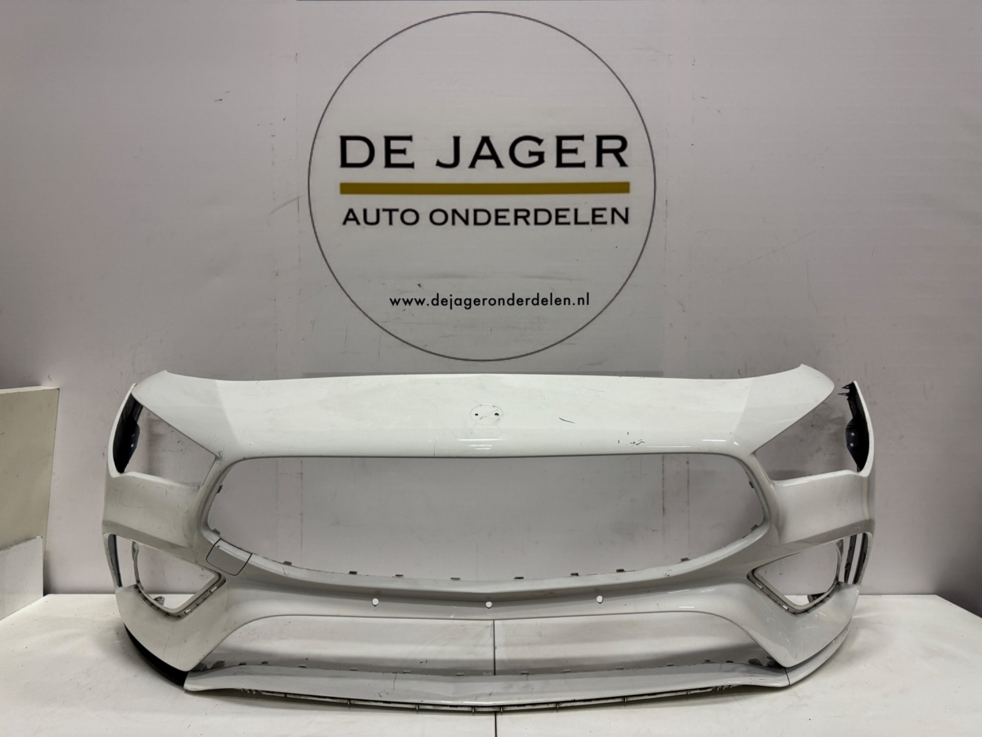 MERCEDES CLA W118 AMG VOORBUMPER BUMPER A1188853901 2019-