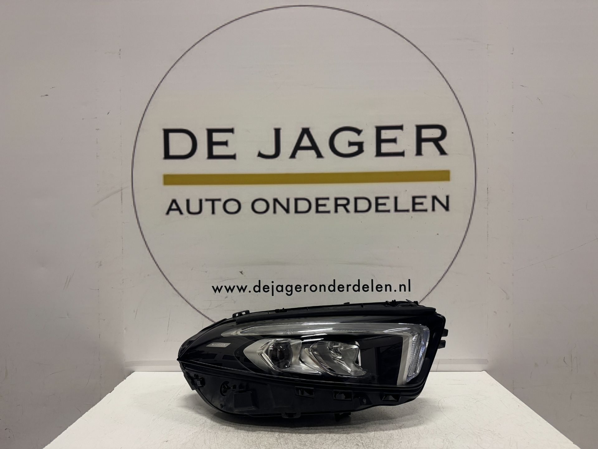 A KLASSE W177 HIGH PERFORMANCE KOPLAMP RECHTS A1779064803