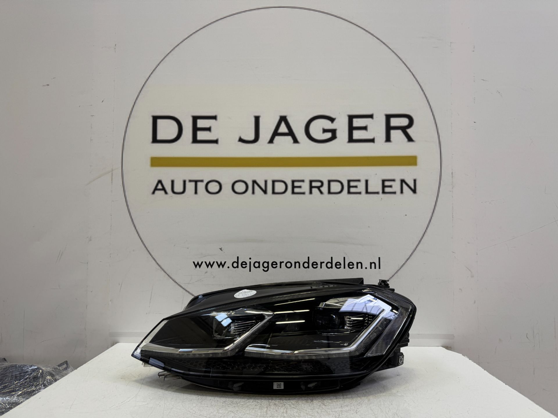 VW GOLF 7 7.5 FACELIFT VOL LED KOPLAMP 5G1941035C LINKS