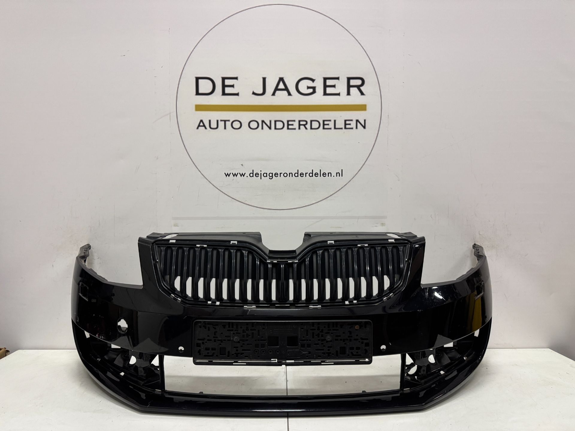 SKODA OCTAVIA PARE-CHOC AVANT PARE-CHOC 2013- 5E0807221
