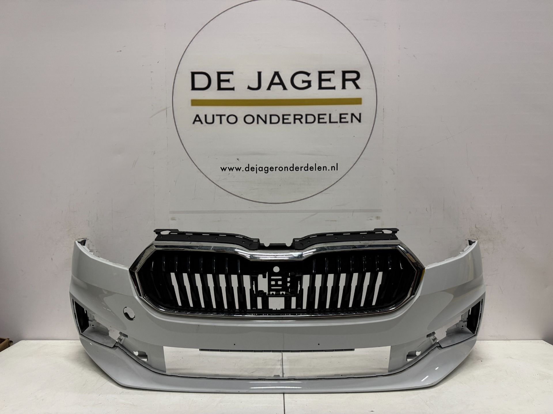 SKODA FABIA 4 PARE-CHOCS AVANT 6VA807221 2021-