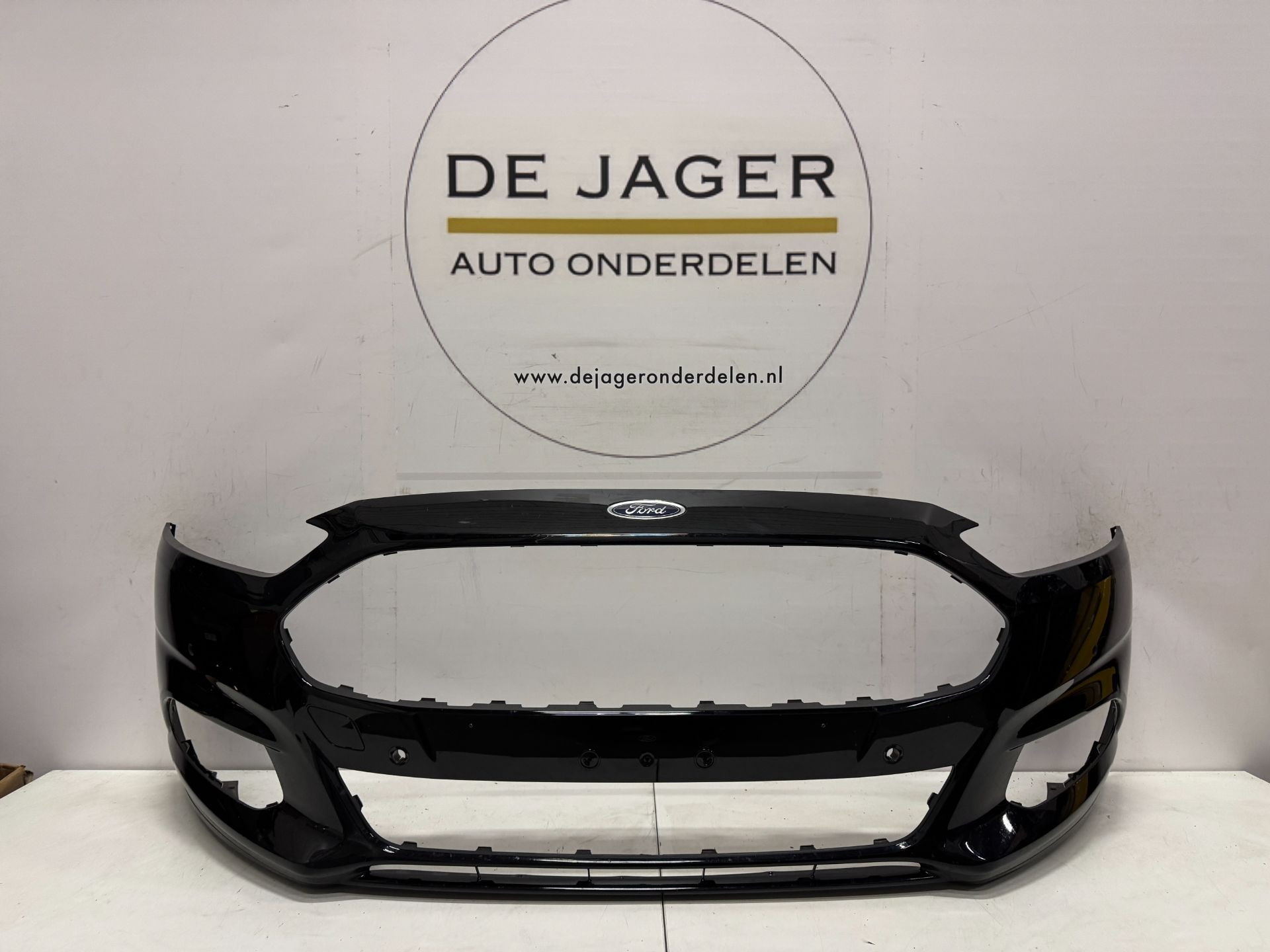 FORD MONDEO 5 VOORBUMPER BUMPER 15 - 18 ds73-17757-j