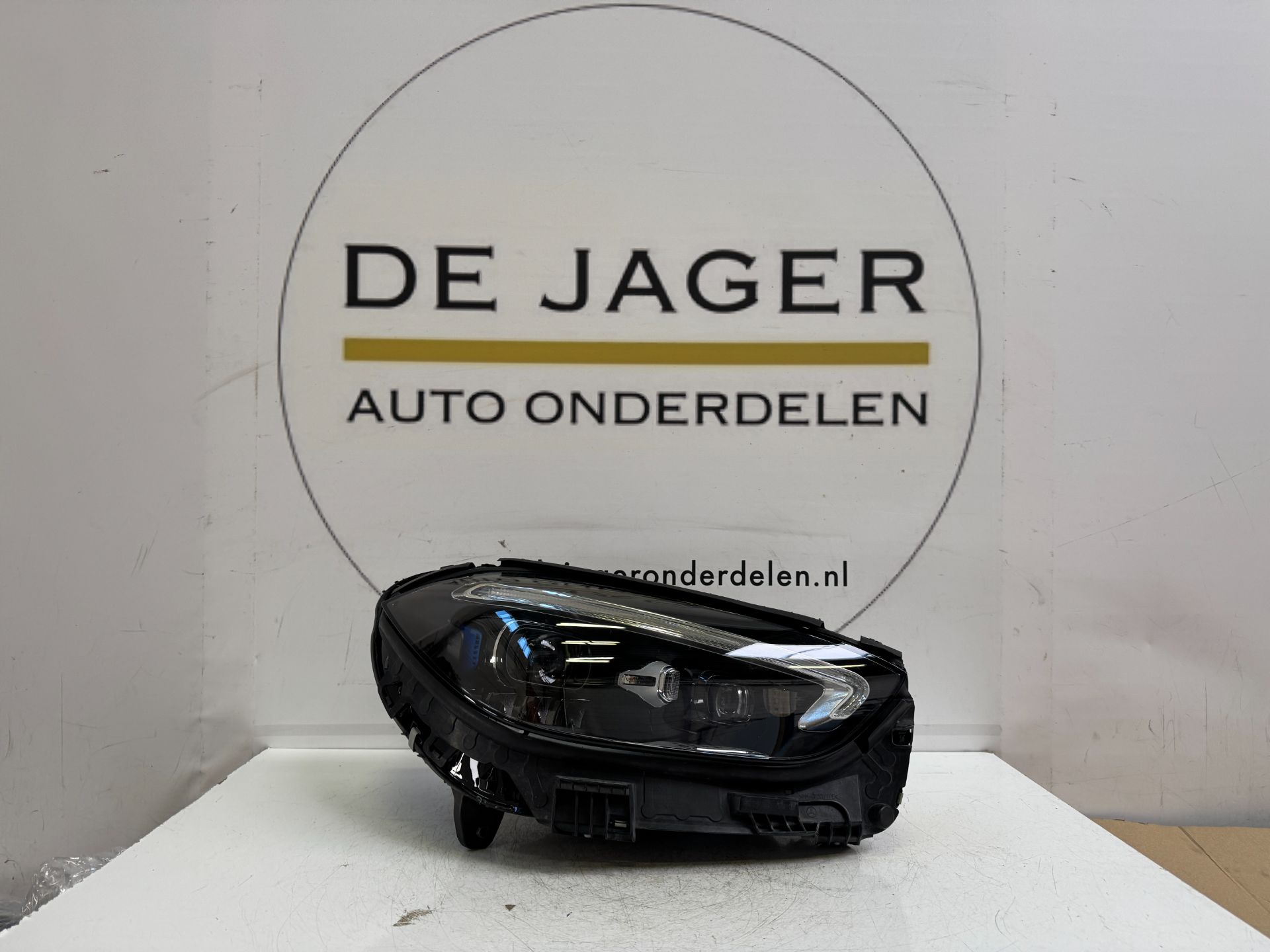 MERCEDES C KLASSE W206 DIGITAL LIGHT KOPLAMP A2069063003