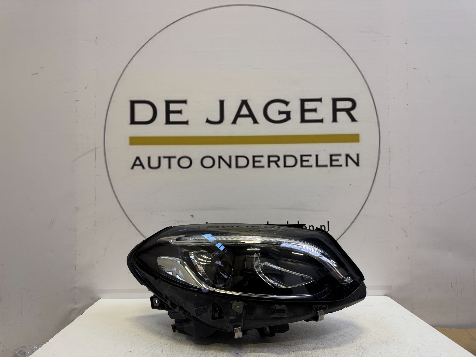 W246 B KLASSE FL HIGH PERFORMANCE KOPLAMP RECHTS A2469066201
