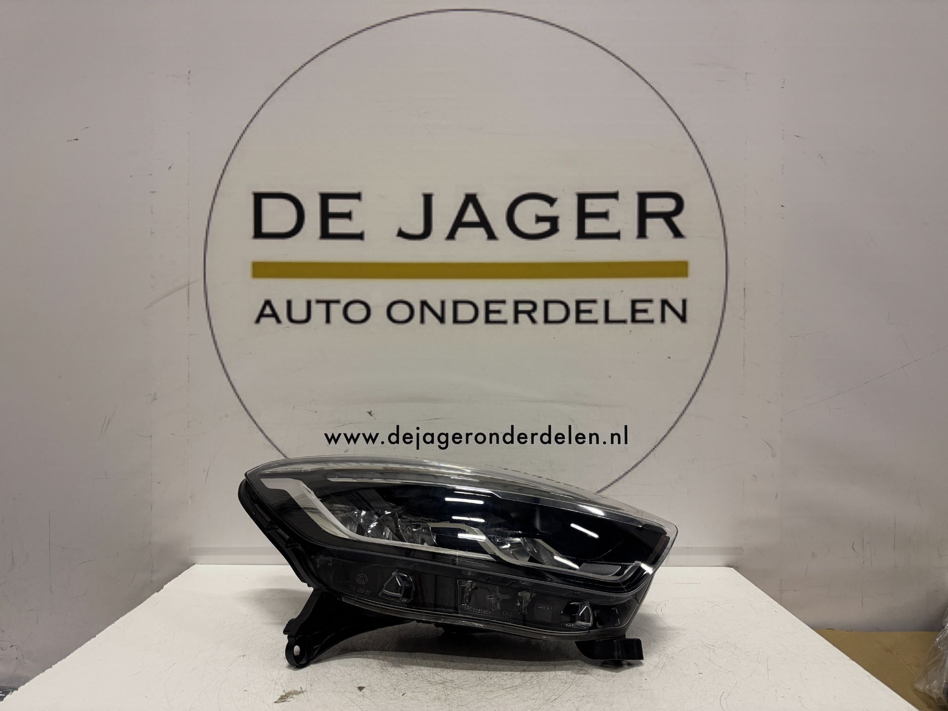 RENAULT CAPTUR FACELIFT VOL LED KOPLAMP RECHTS 260107244R
