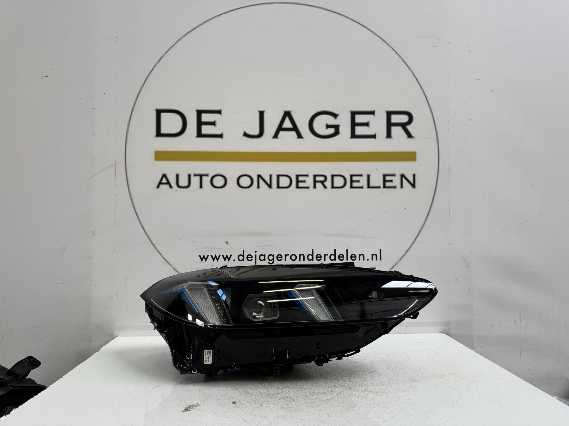 BMW 4 G22 G23 G26 M3 M4 G80 G82 LCI LED-KOPPLAMPE 5A3B314