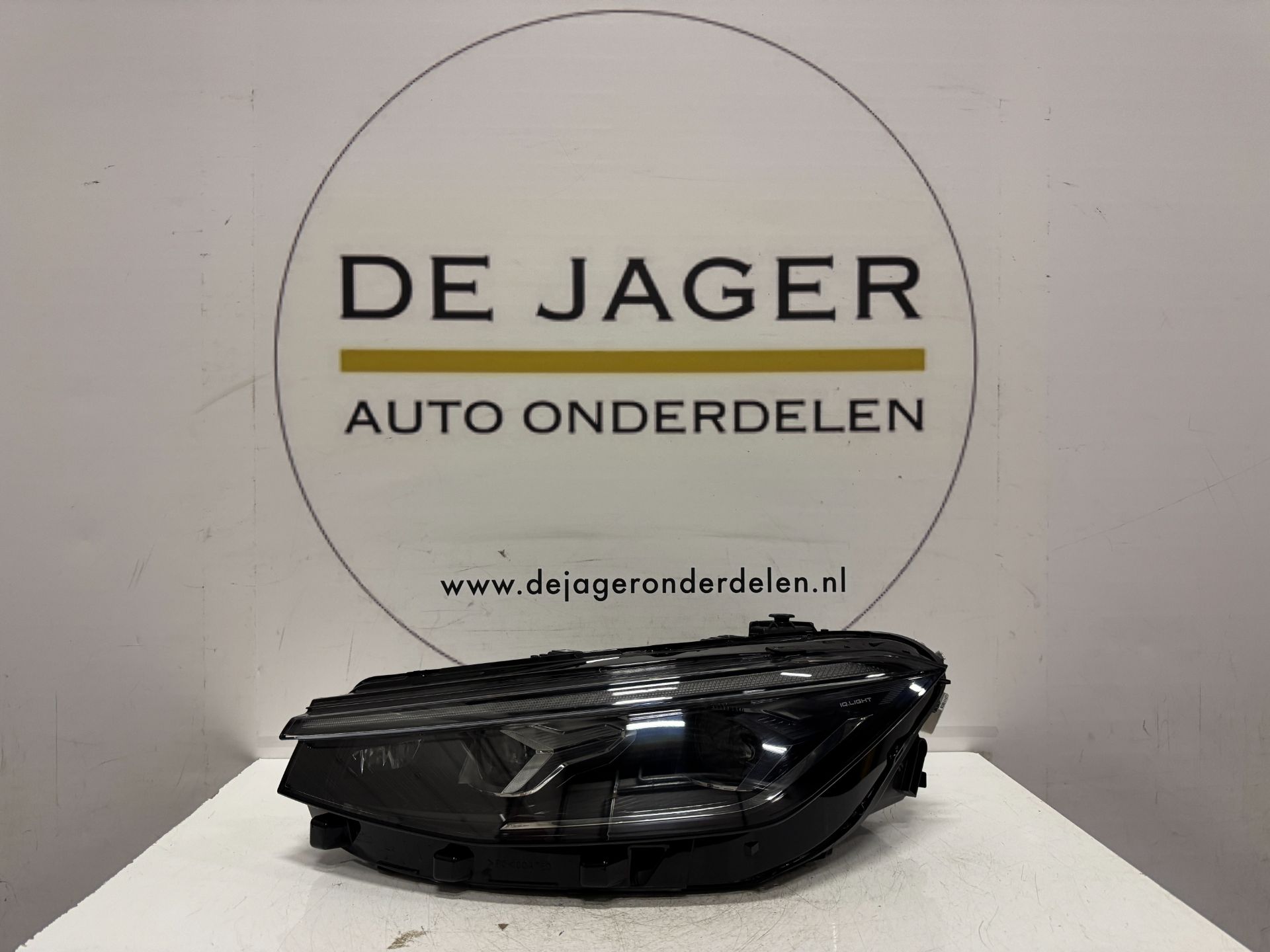 VW PASSAT B9 FULL LED HEADLIGHT LEFT COMPLETE 3J1941035