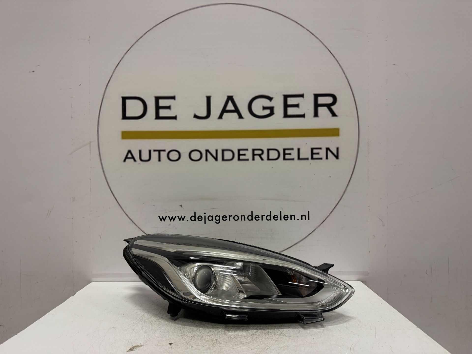 FORD FIESTA MK8 HALOGEN-LED-SCHEINWERFER RECHTS L1BB-13W014-CE