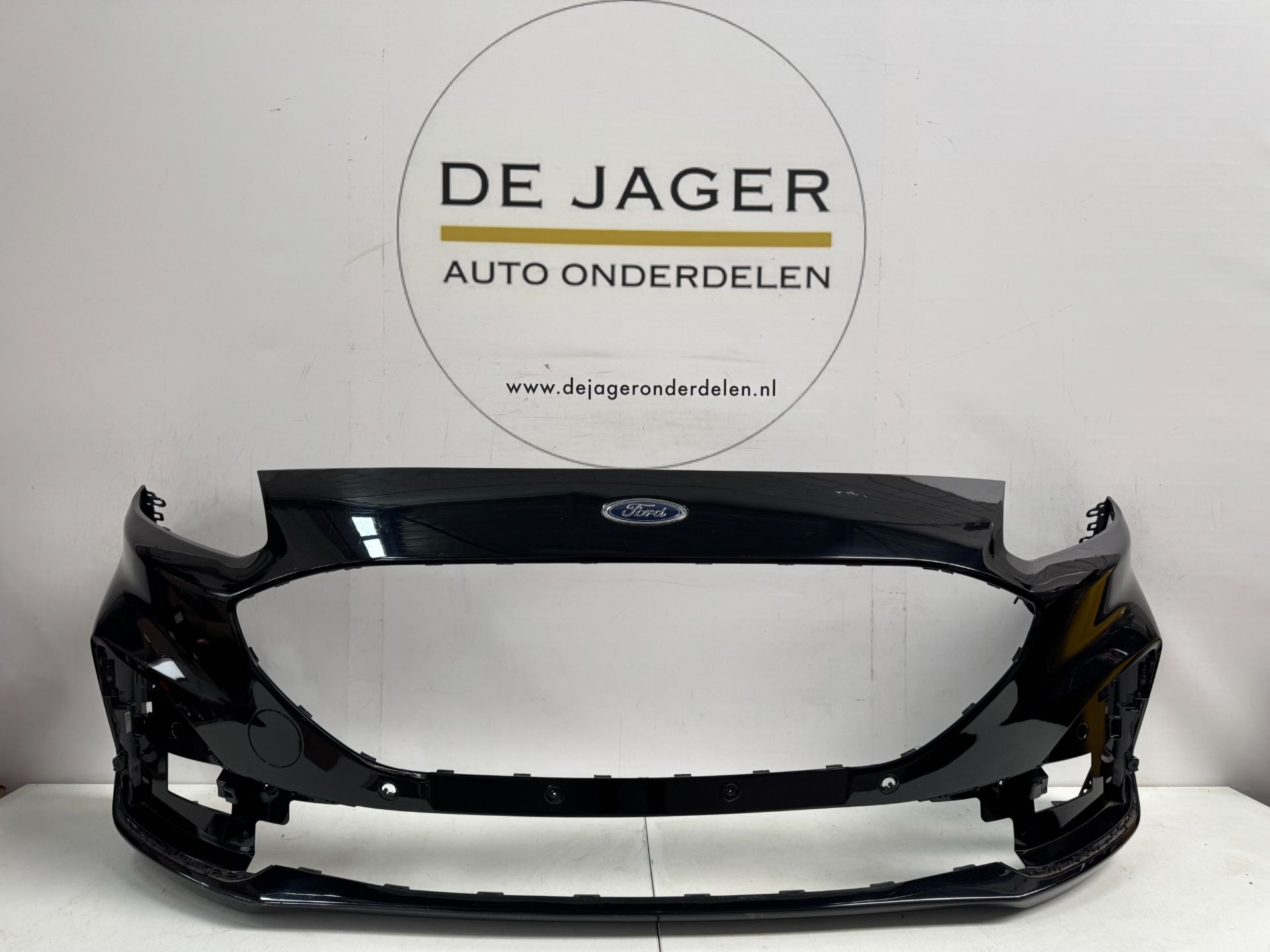 FORD KUGA III MK3 ST LINE VOORBUMPER BUMPER LV4B-17003-S
