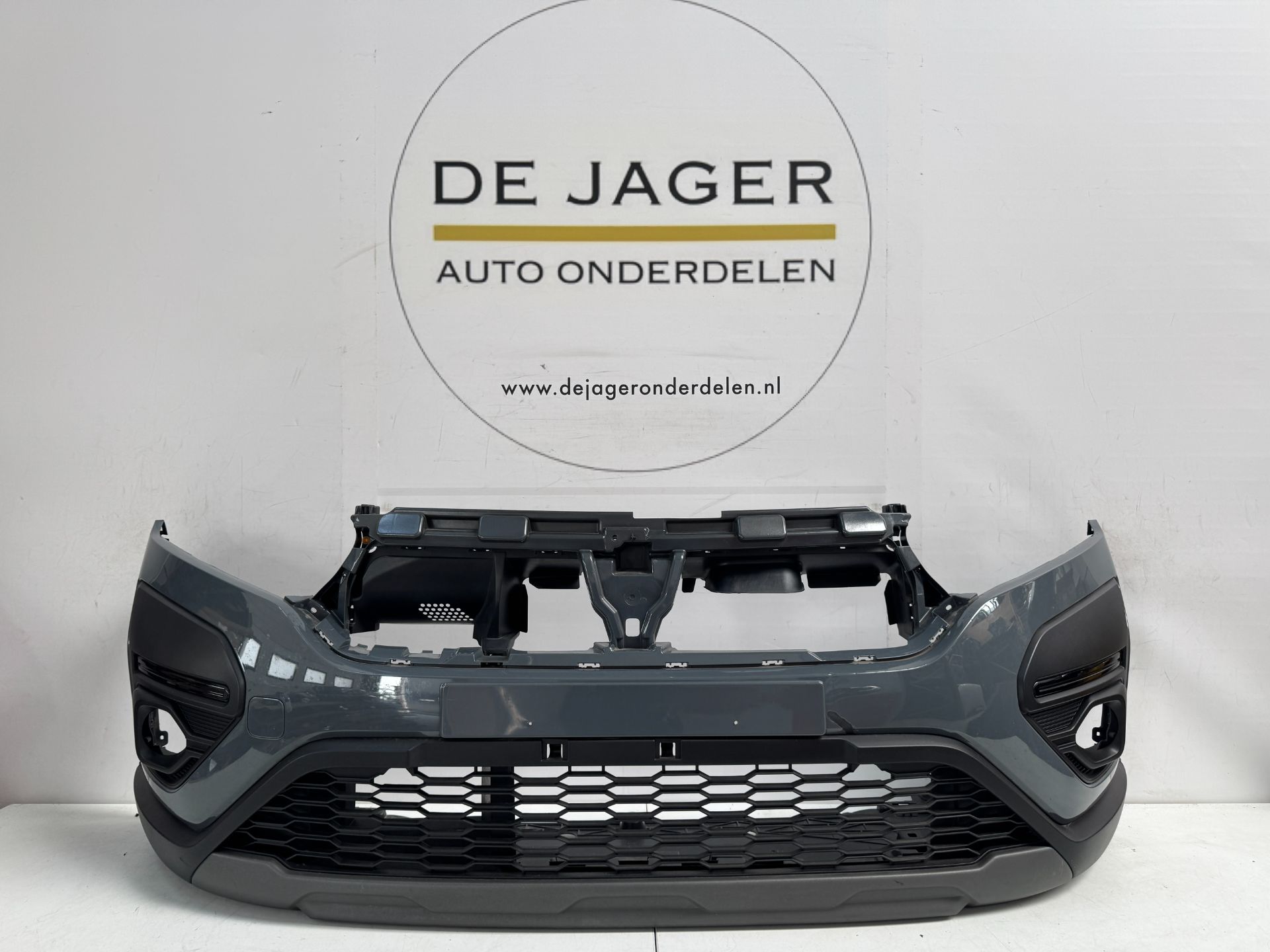 DACIA SANDERO III STEPWAY FRONTSTOßSTANGE STOßSTANGE 620228861R