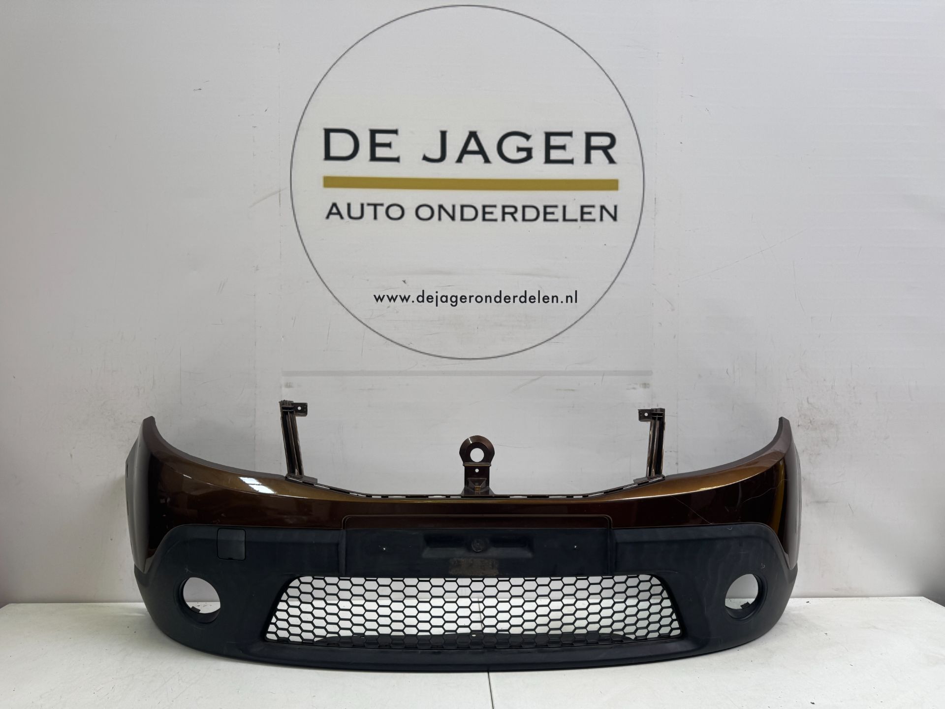 DACIA SANDERO FRONTSTOßSTANGE 8200526596 2008 - 2012