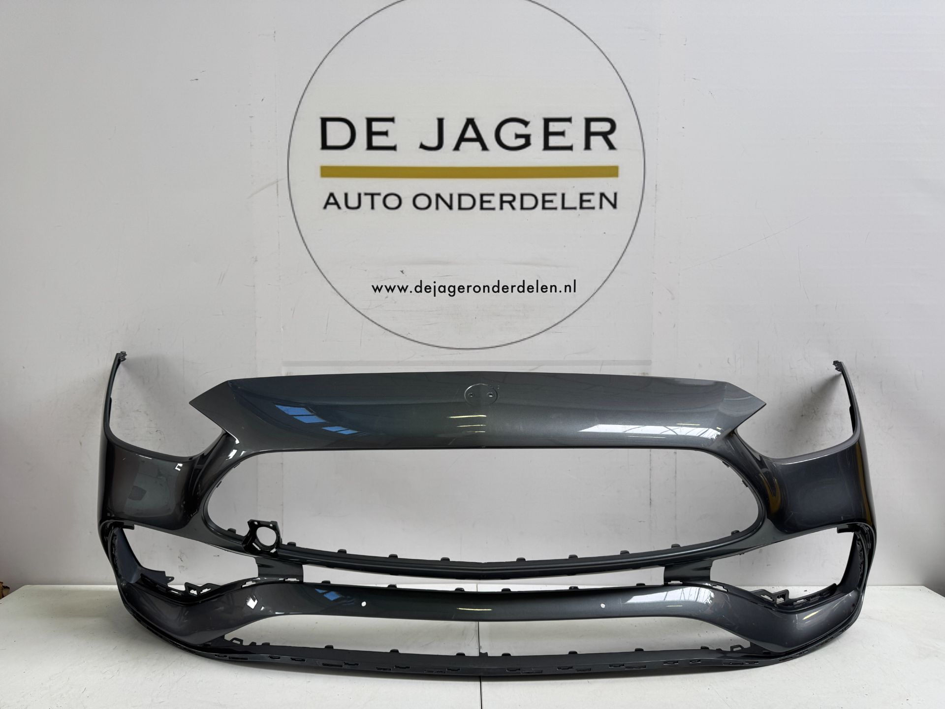 MB C KLASSE W206 AMG VOORBUMPER BUMPER PDC A2068858401 2021-