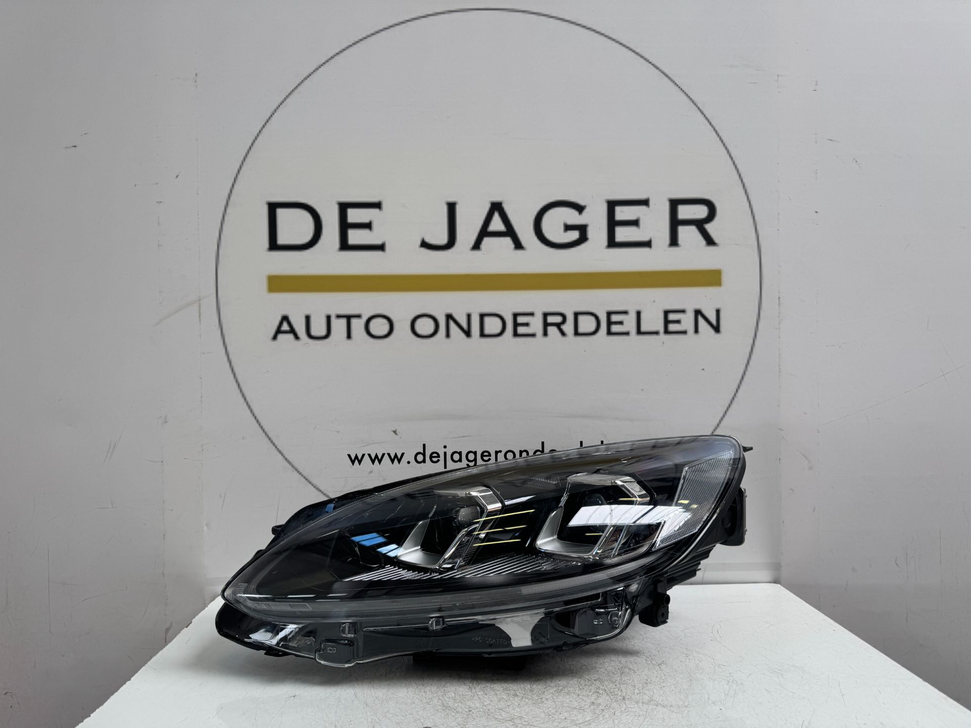 COMPLEET FORD KUGA 3 LED KOPLAMP LINKS LV4B-13E017-AS