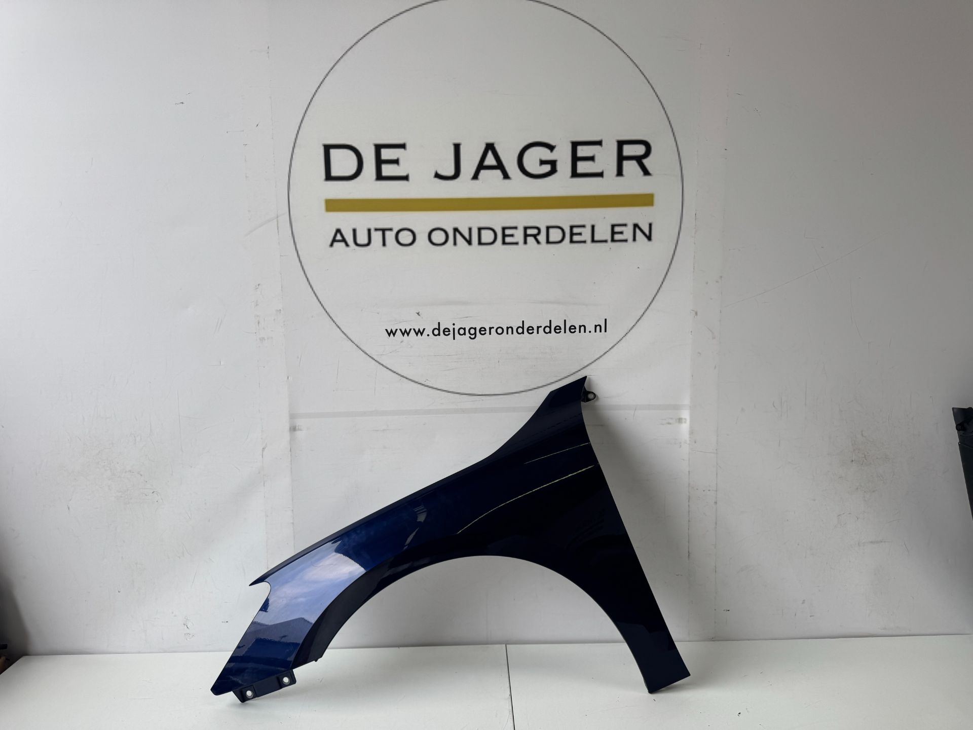 AUDI A3 S3 8Y0 VOORSCHERM SPATBORD LINKS VOOR 8Y0821105