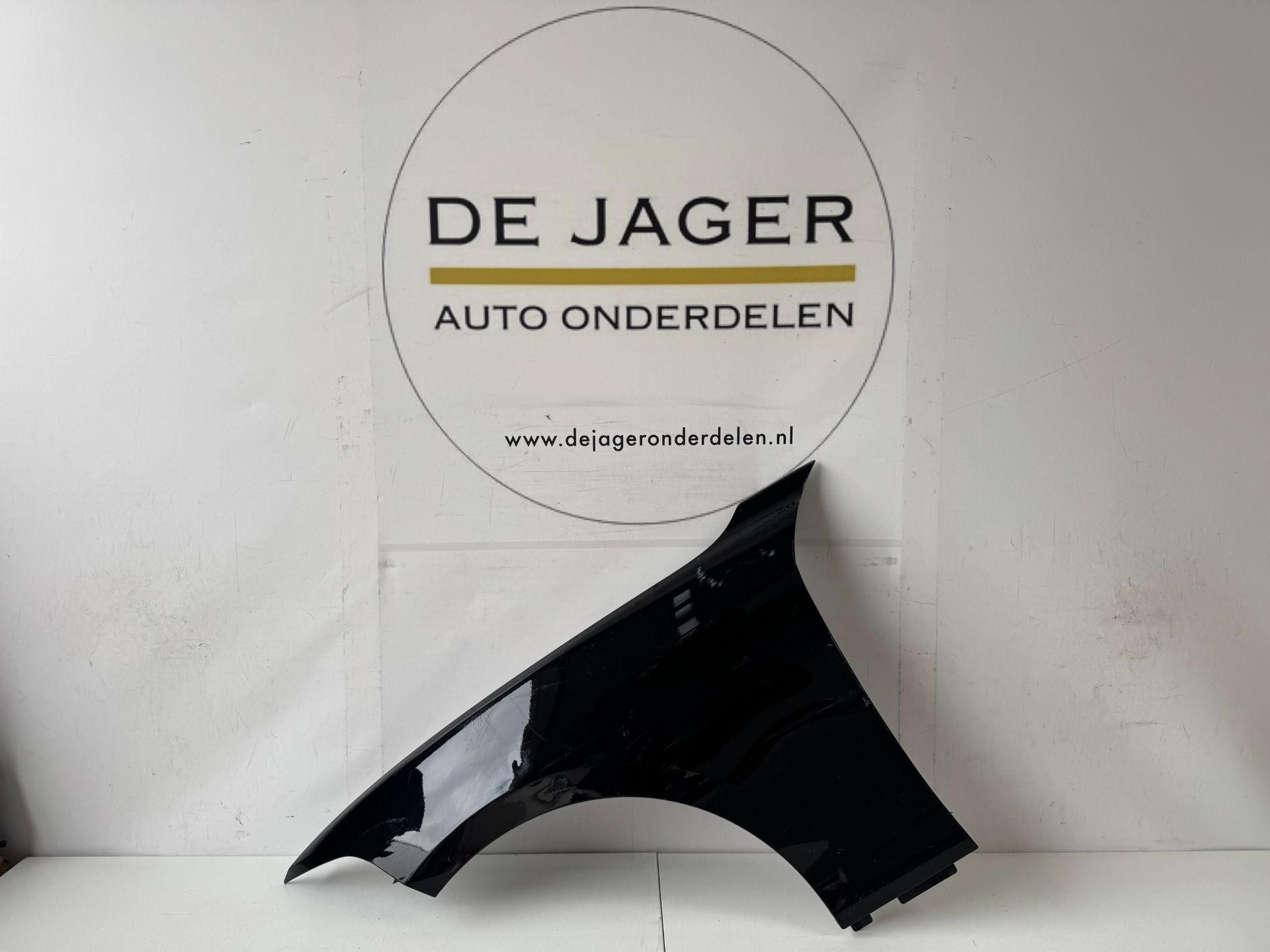 BMW F20 F21 ZIJSCHERM VOORSCHERM SPATBORD LINKS