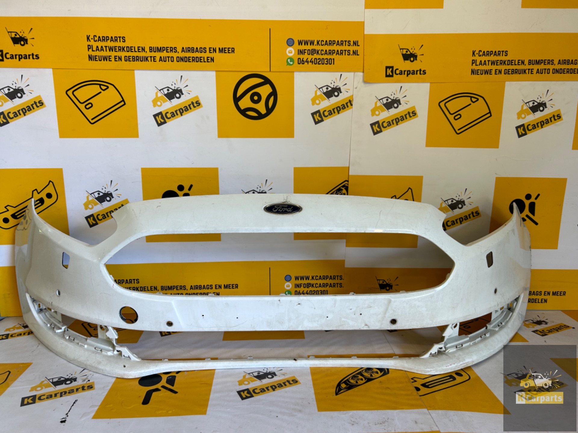 Voorbumper Ford Galaxy Mk3 2015+ PDC KLS EM2B-17H772-P_W
