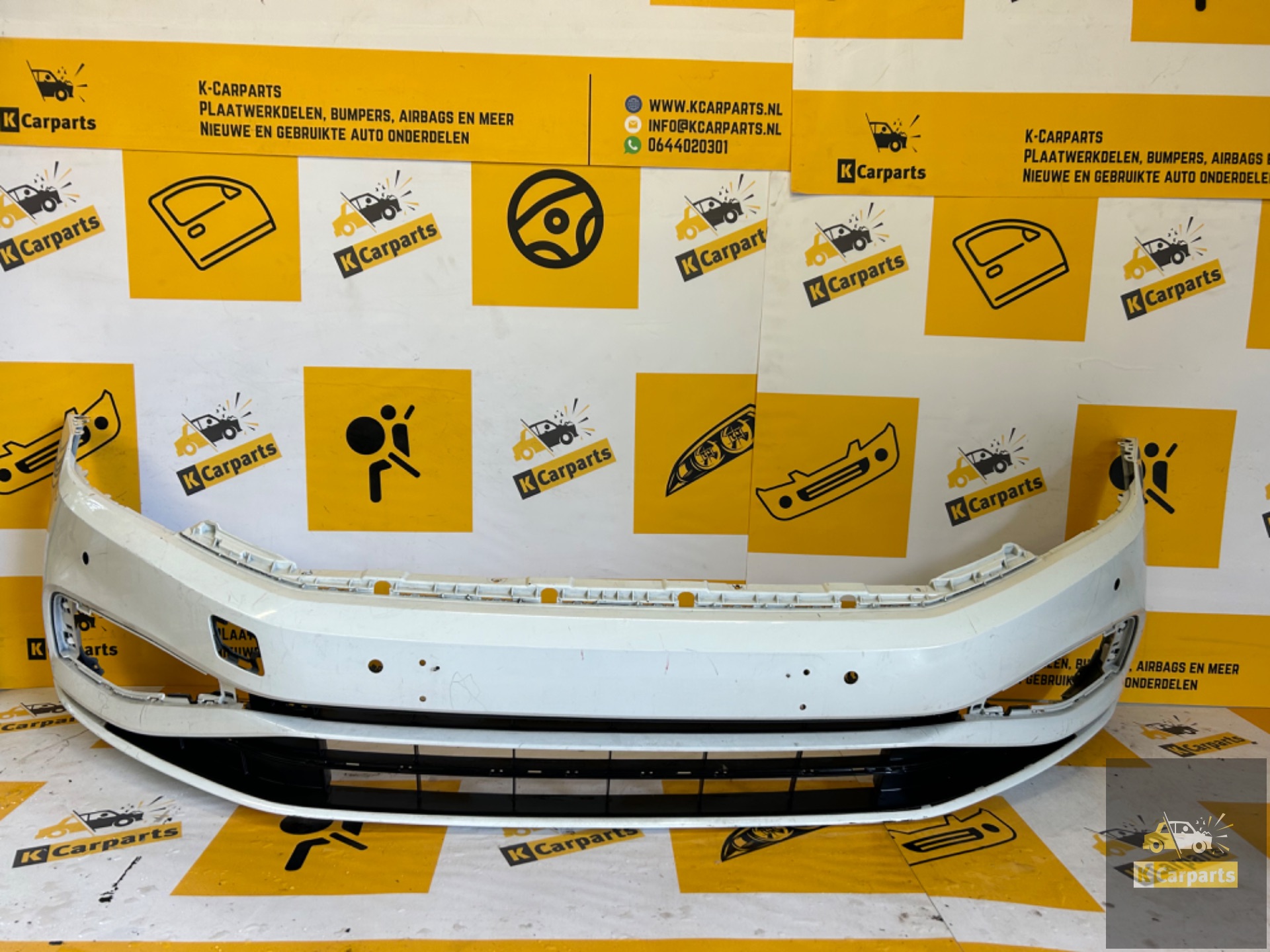 Volkswagen W Passat 3G B8 facelift 6x PDC bumper 3G0807221E