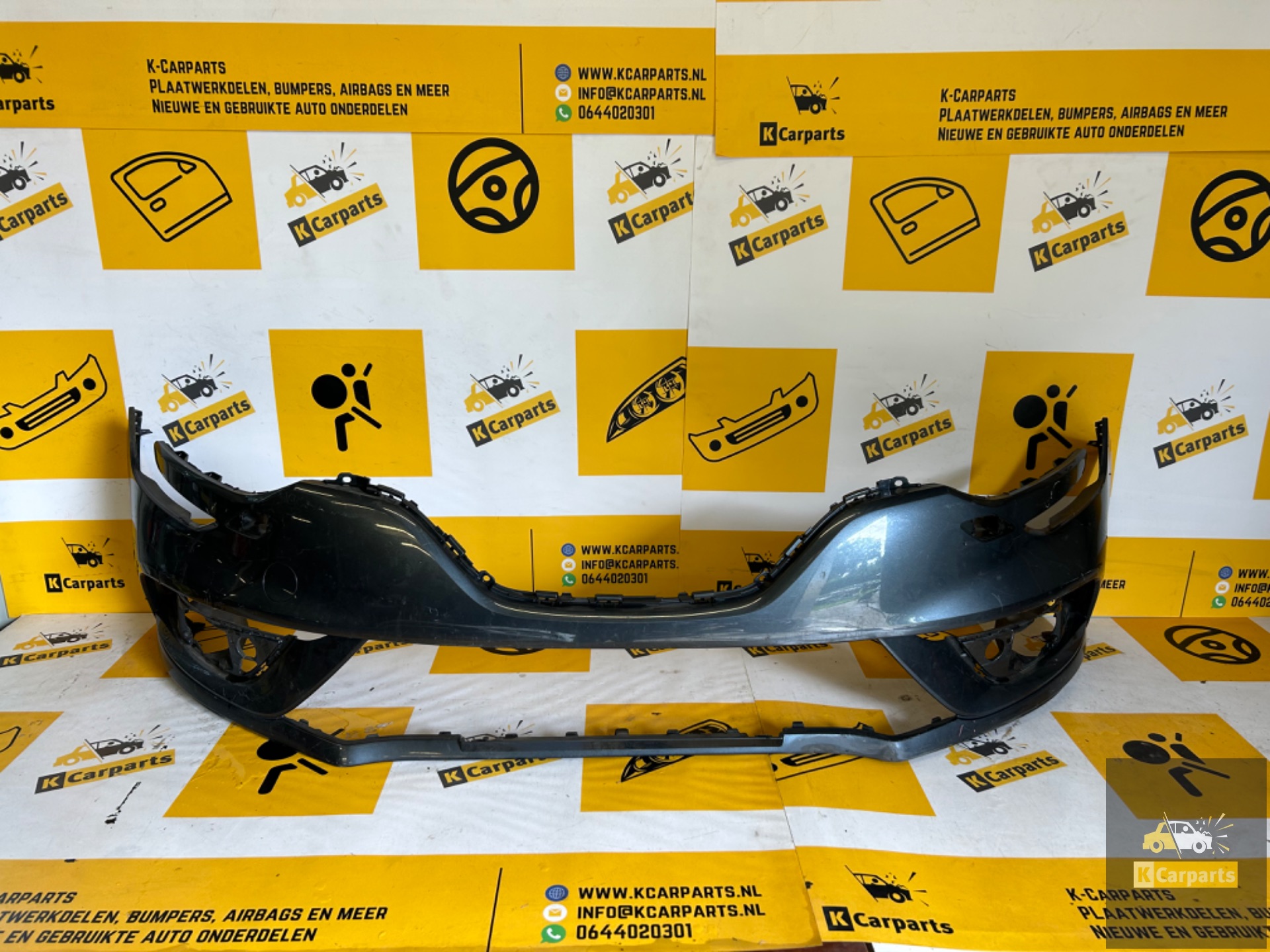 RENAULT MEGANE IV voorbumper 620225094P