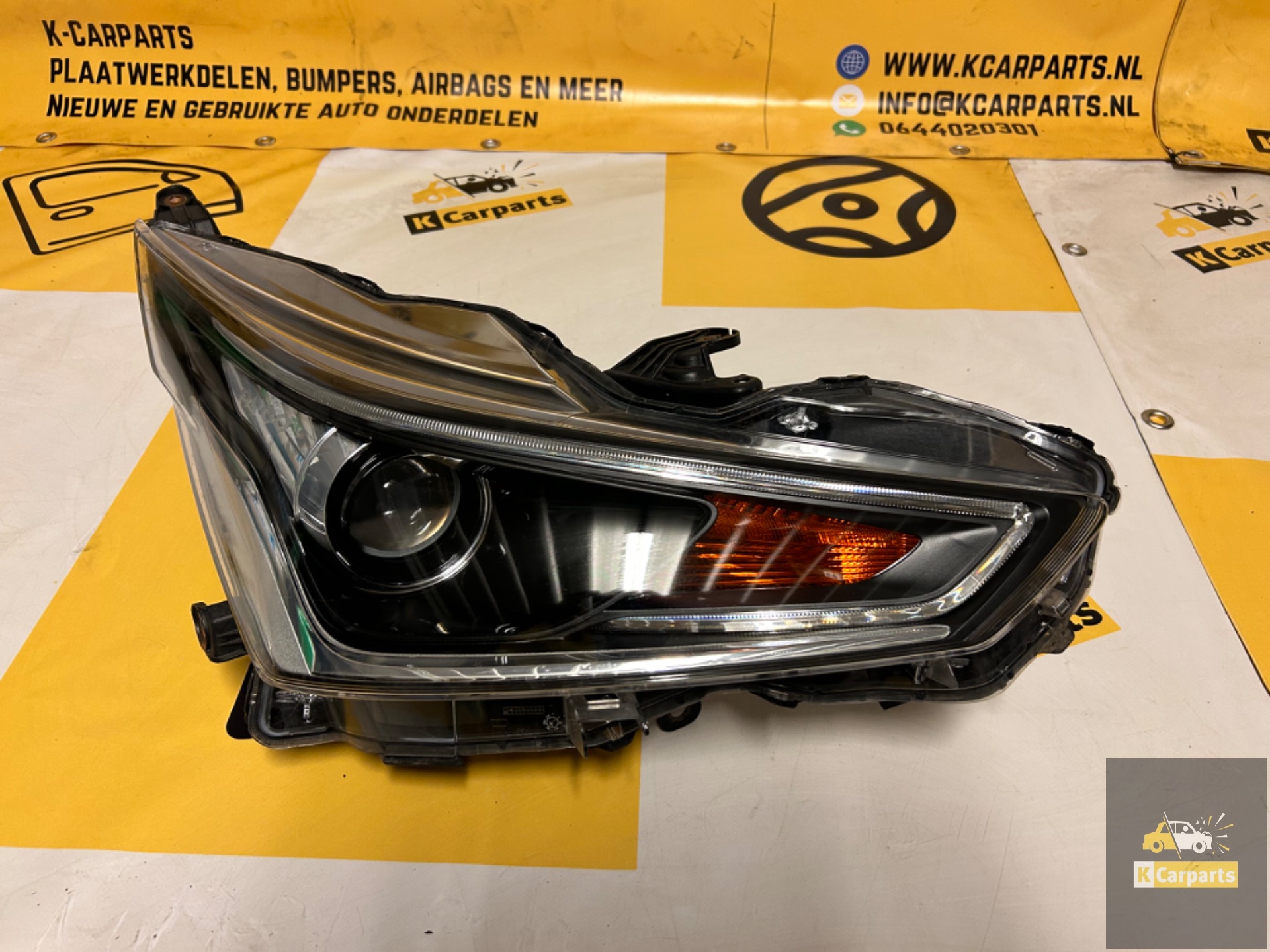Toyota Aygo Facelift rechter Scheinwerfer 17-2023 original