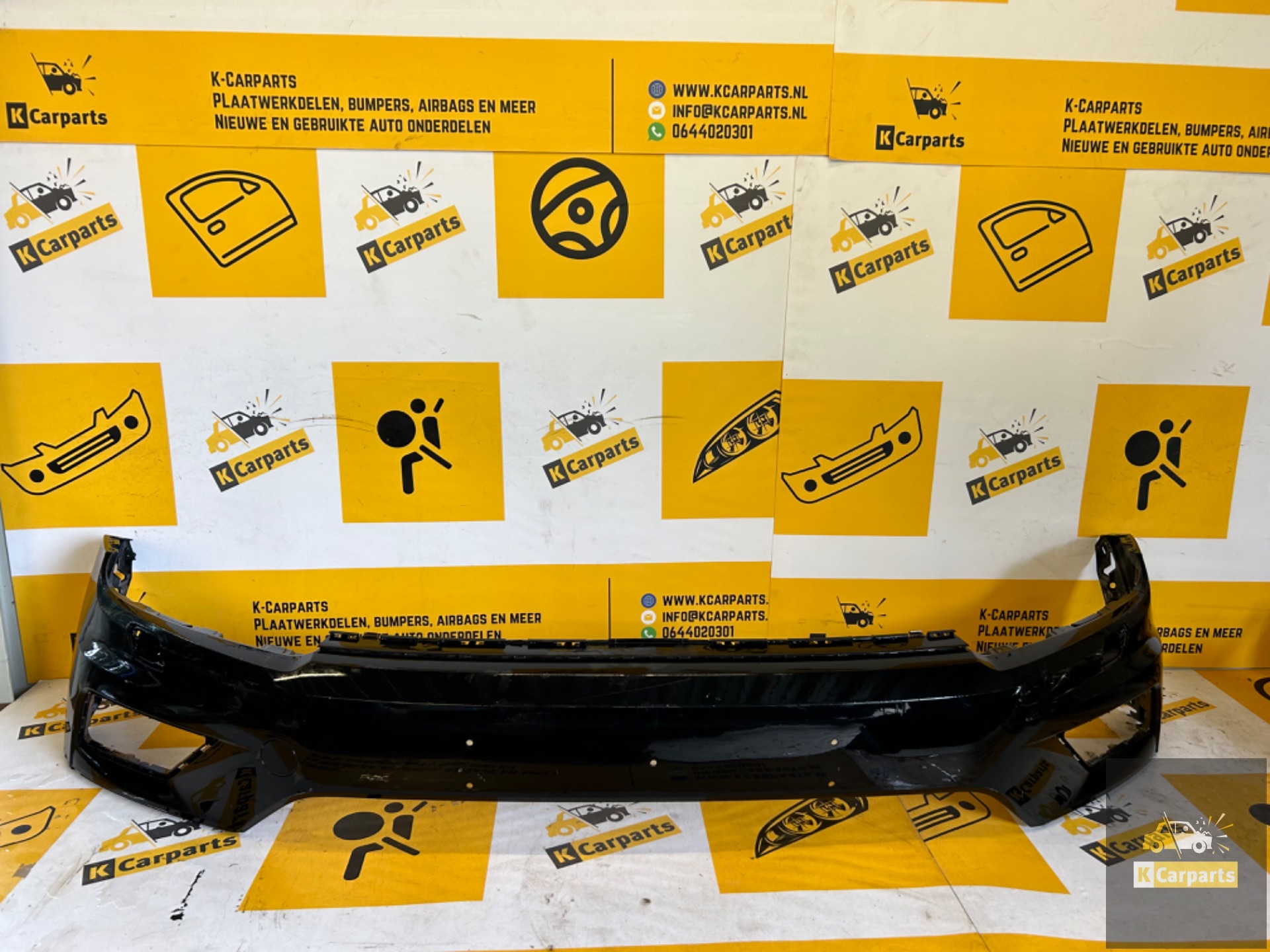 Voorbumper VW Tiguan 5NA KLS Bovendeel Bumper 5NA807221