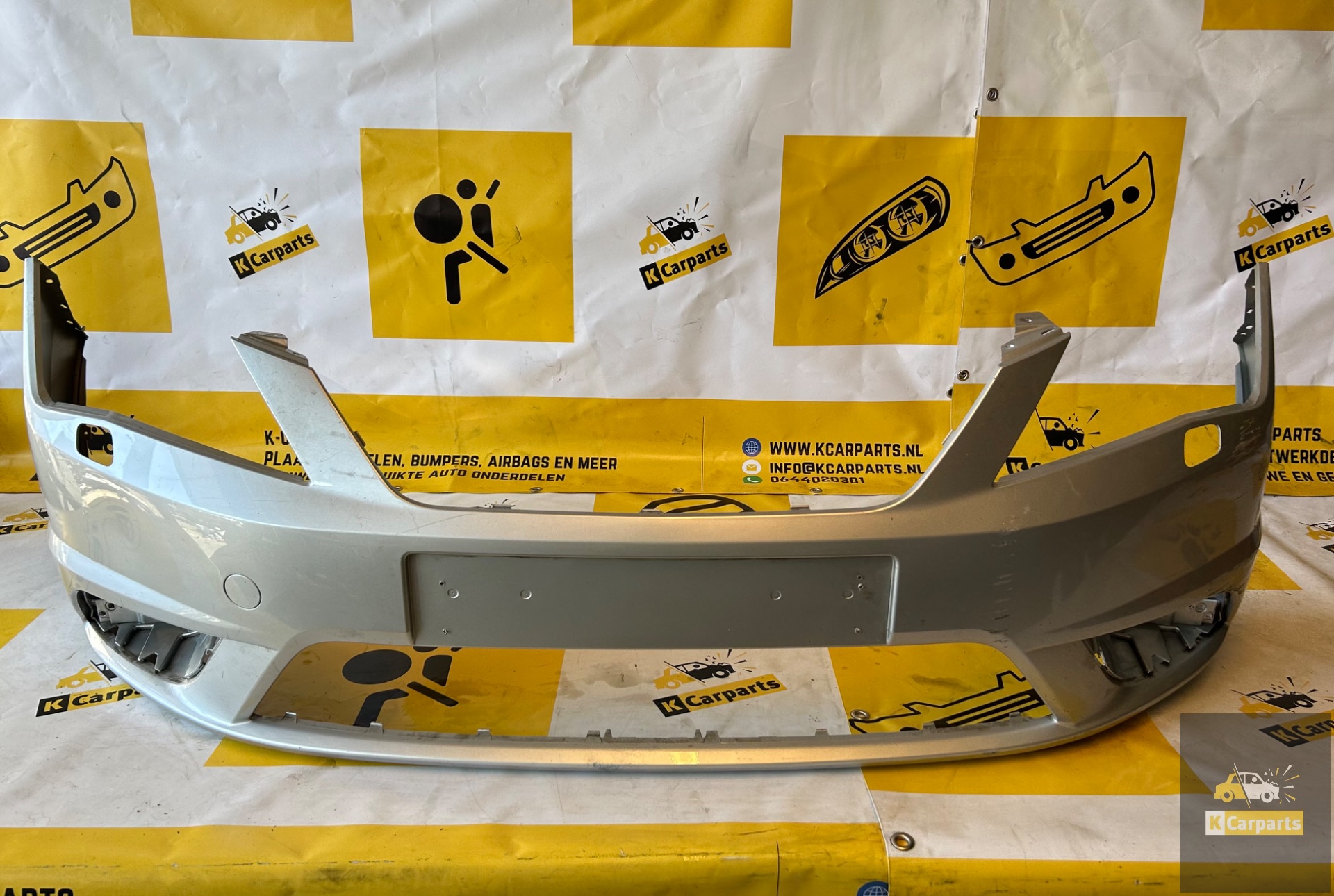Front Bumper Seat Toledo 2012-2016 KLS Bumper 6JA807221