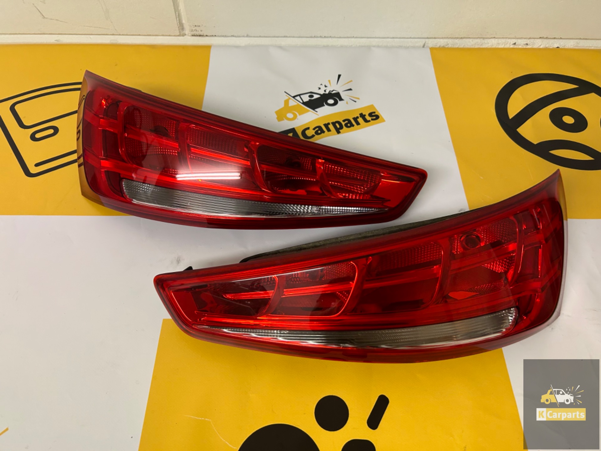 Audi Q3 Achterlicht Links/Rechts 8U0945093/8U0945093