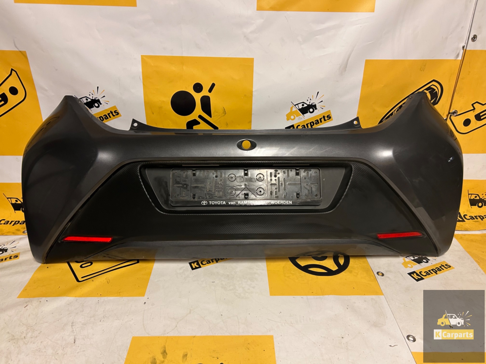 Toyota Aygo X Achterbumper 52159-0H061 1G3 Antraciet
