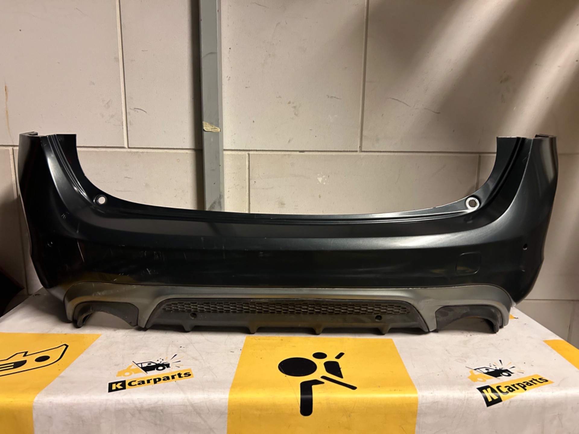 VOLVO V60 FB Rear Bumper PDC R-Design 32165263 bumper