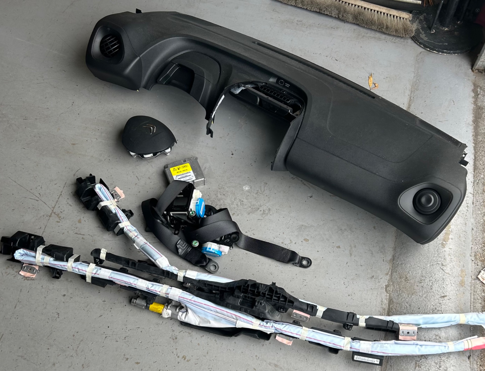 Compleet Dashboard set Citroën C1 AYGO Peugeot 108 Origineel