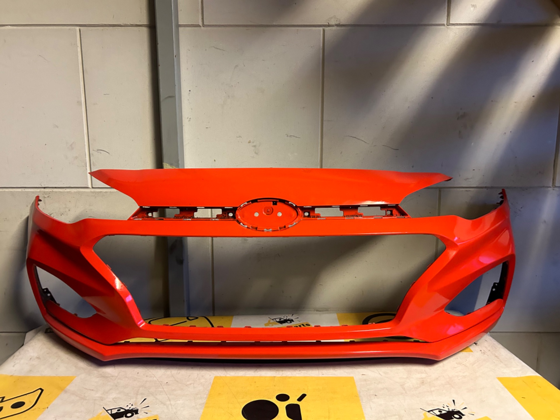 Bumper Hyundai I20 Facelift 17/24 origineel Voorbumper