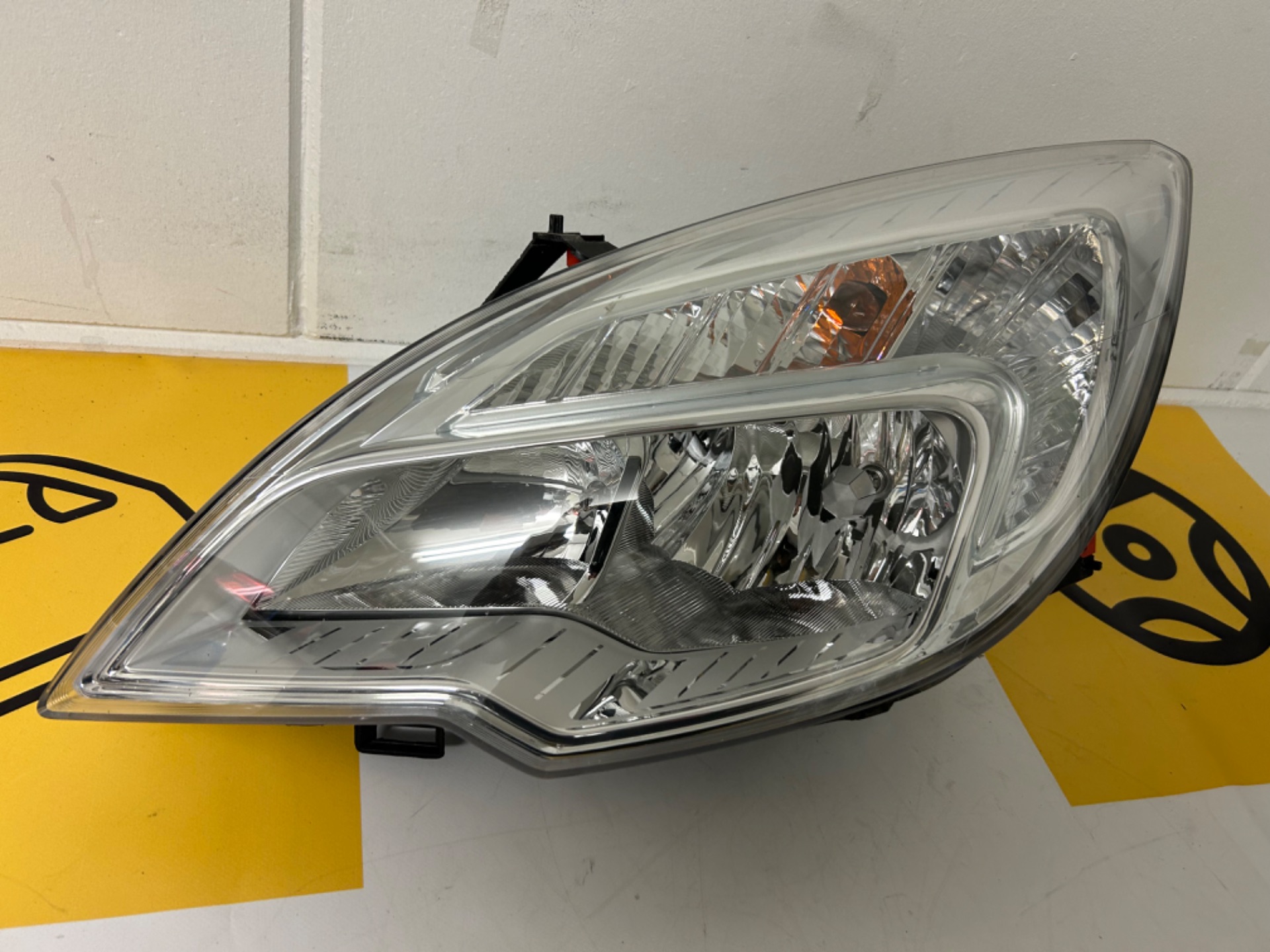 Koplamp Opel Meriva B Links (halogeen 13286612 koplamp