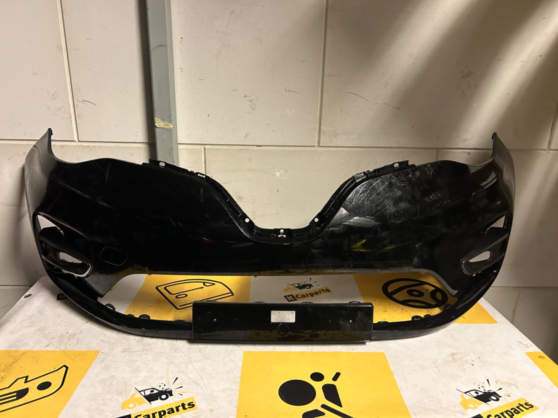 Renault Zoe Voorbumper PDC 2217036X bumper 2012-Heden