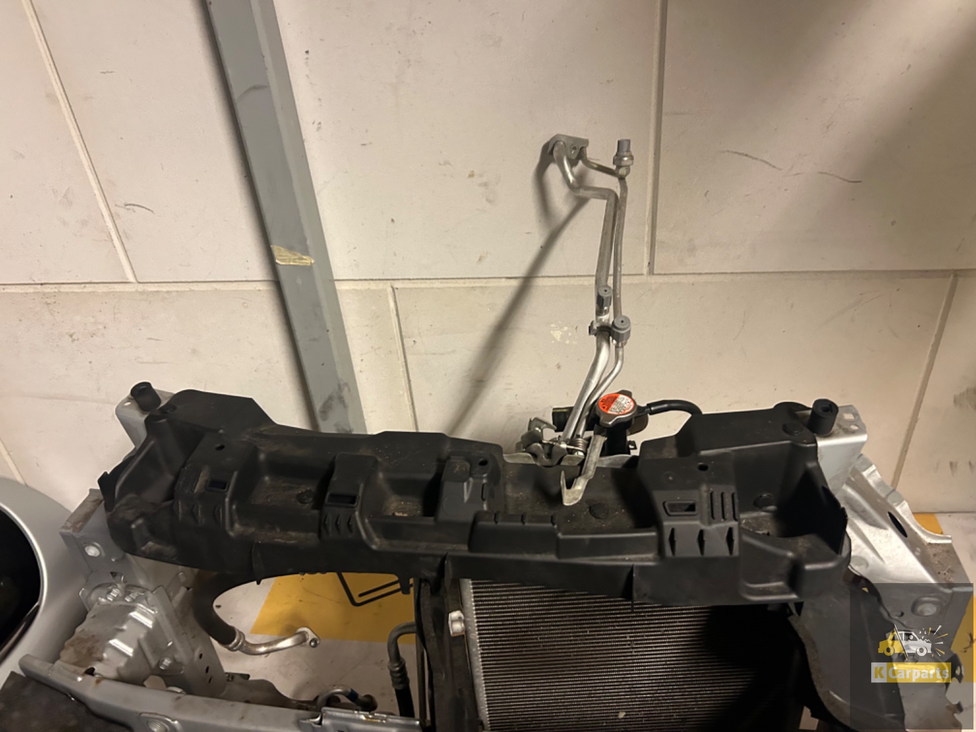 Compleet Front Bumperbalk Koeler Citroën C1 Peugeot 108