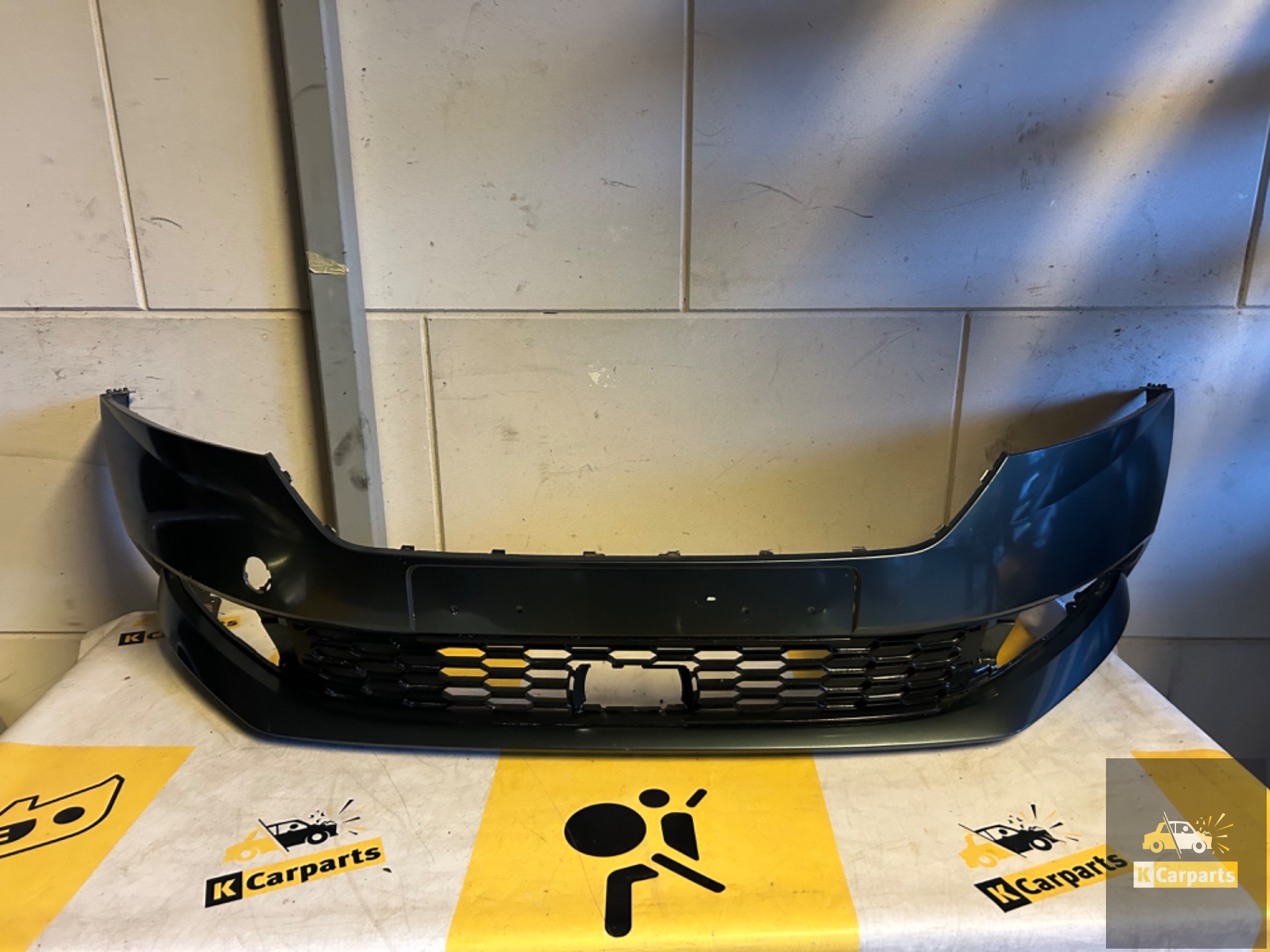 Stoßstange vorne Skoda Fabia III Facelift Stoßstange 6V0807221F