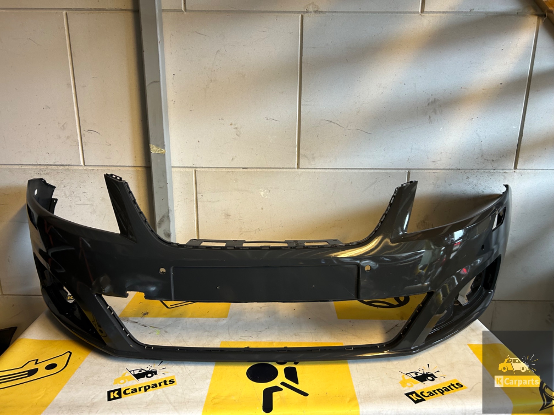 Seat Alhambra 7N Front Bumper KLS PDC 7N5807221A bumper
