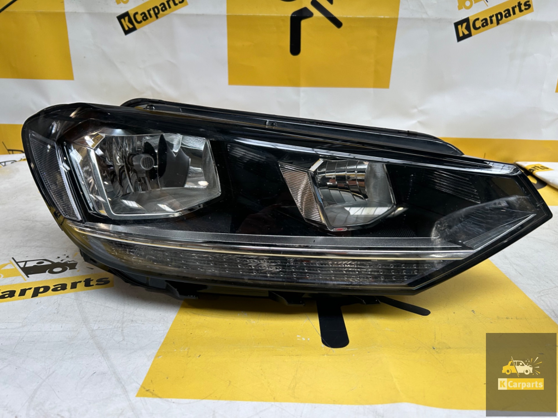 Volkswagen Touran 5TB Halogen H7 Headlight Left 5TB941006A