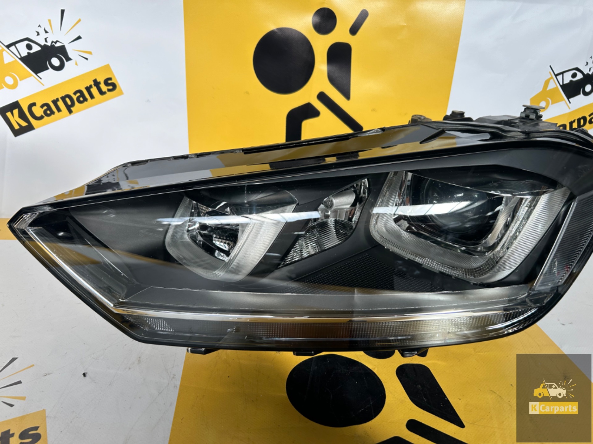 Volkswagen Golf Sportsvan Xenon-Scheinwerfer links 517941033B