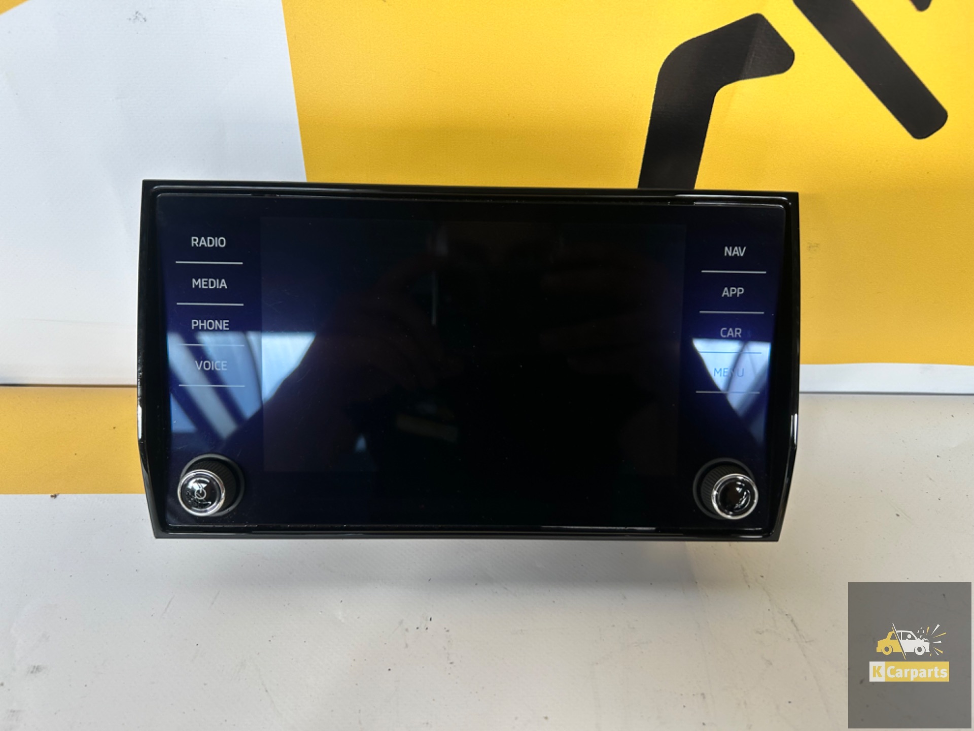 Système de navigation informatique multimédia Skoda Karoq 565919605B