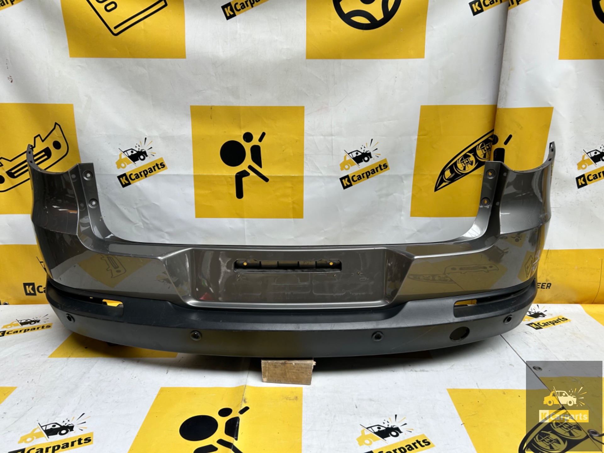 Volkswagen Tiguan 5N Rear Bumper 4x PDC 07-2016 5n0807421