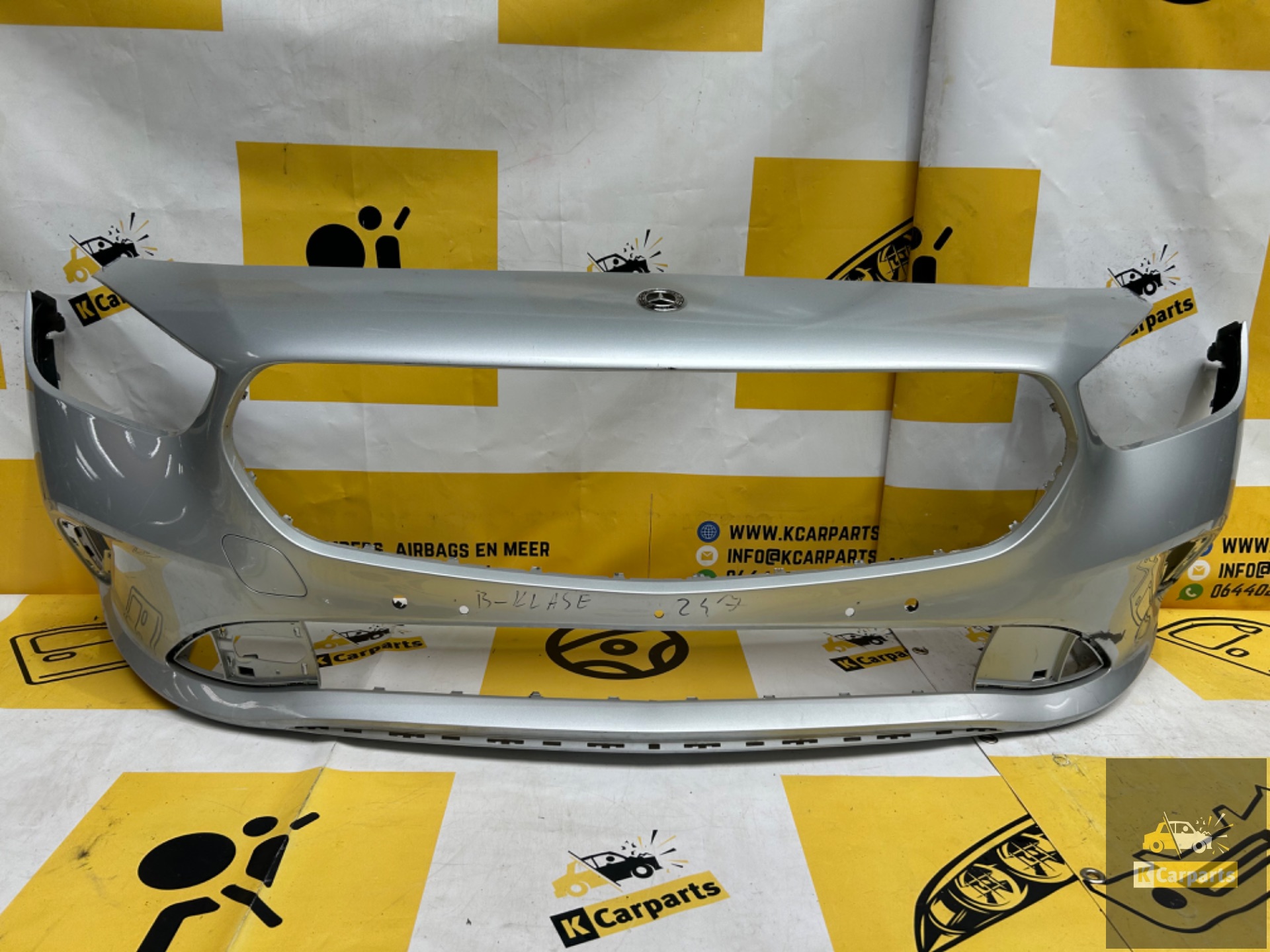 Bumper Mercedes B klasse W247 A2478805502 voorbumper 4x PDC