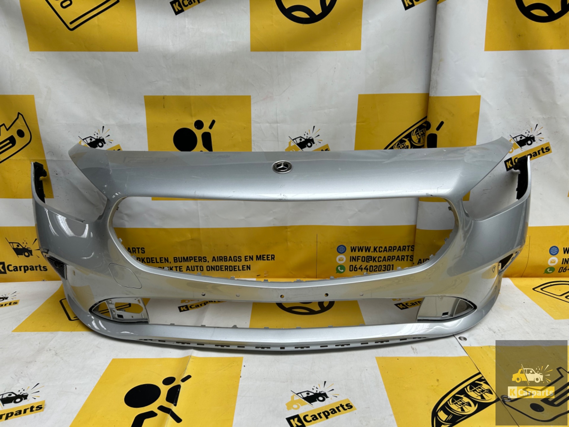 Bumper Mercedes B klasse W247 A2478805502 voorbumper 4x PDC