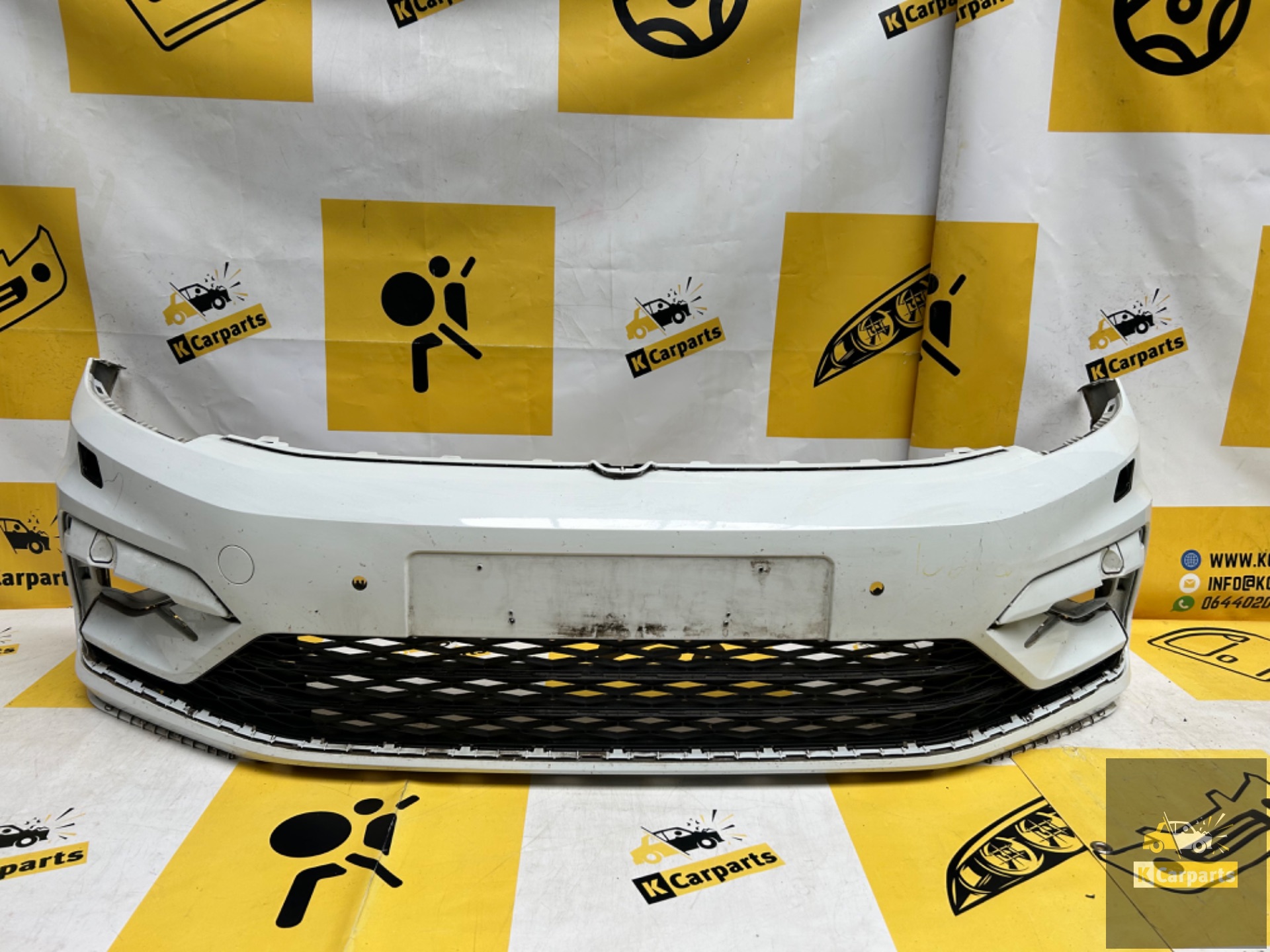 Pare-chocs avant VW Touran 5TA R-line 4xPDC KLS 5TA807221M 2015+
