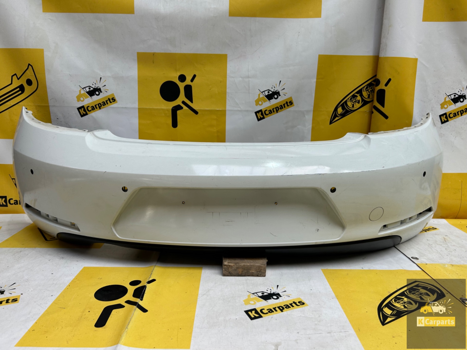 Volkswagen VW Beetle 5C Rear Bumper 5C5807421J