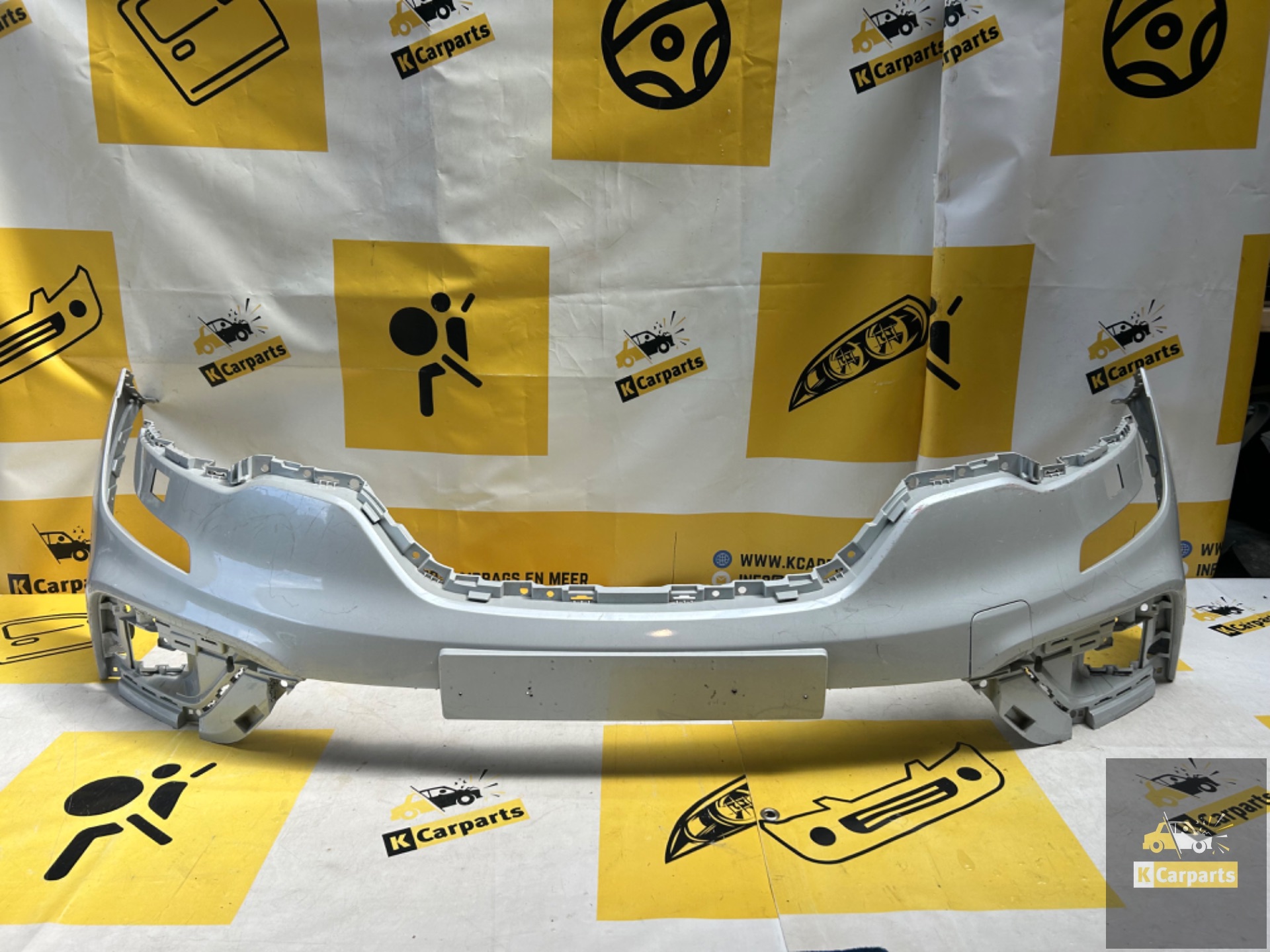 Voorbumper Renault Koleos Facelift PDC 2019-2023 origineel bumper 620227800R