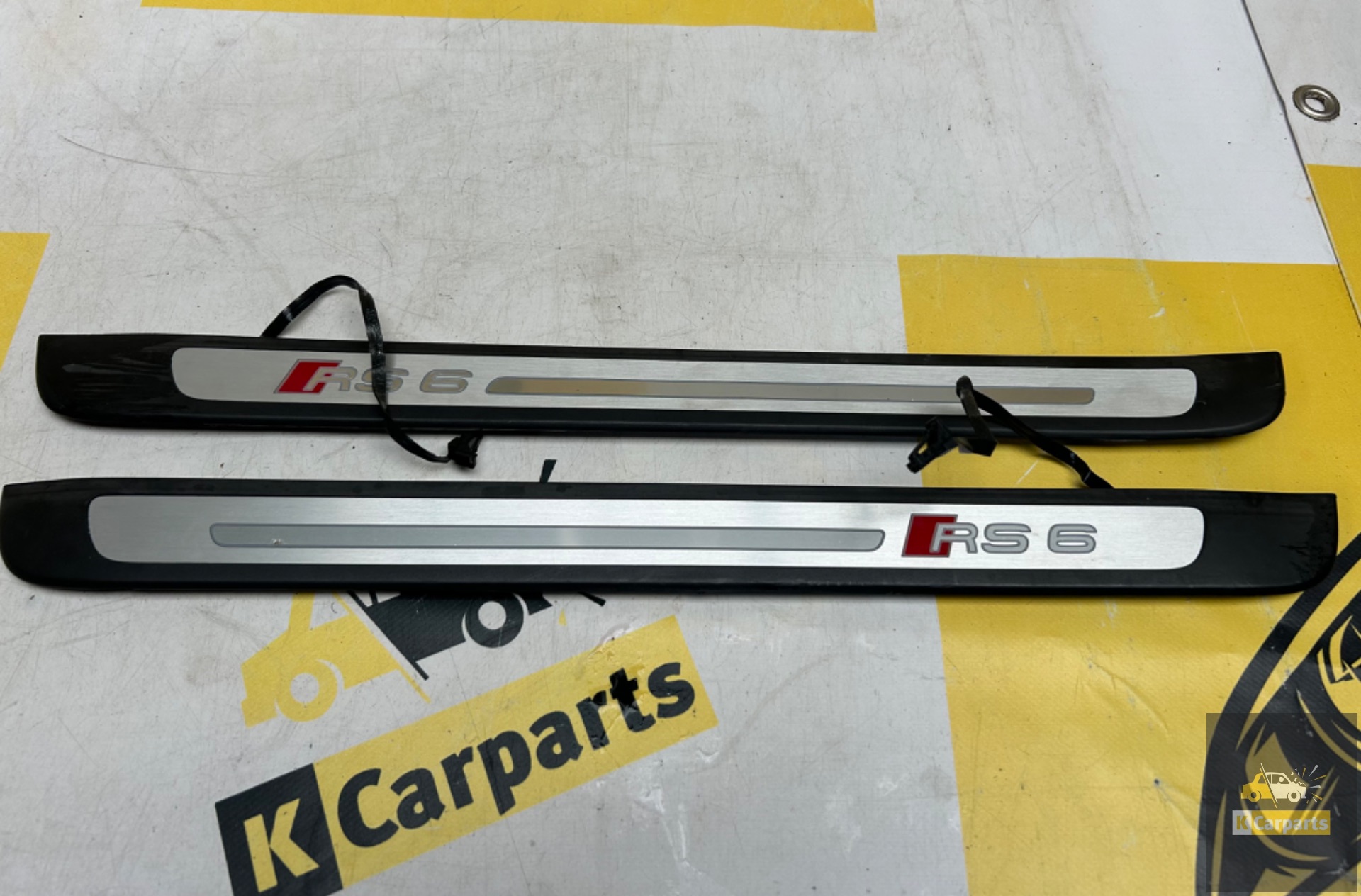 Audi RS6 4G Facelift instaplijsten verlichting 4G0947405D
