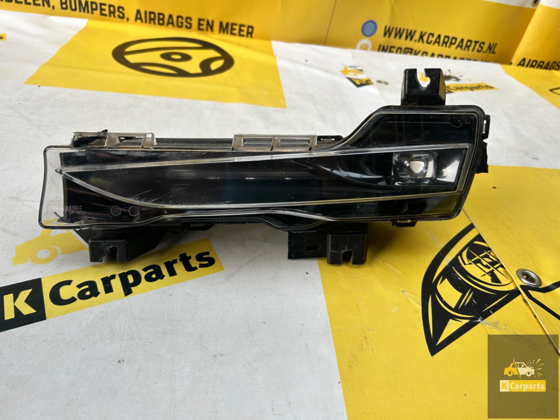 Feu antibrouillard avant gauche LED Tesla Model Y 1624797-00-A