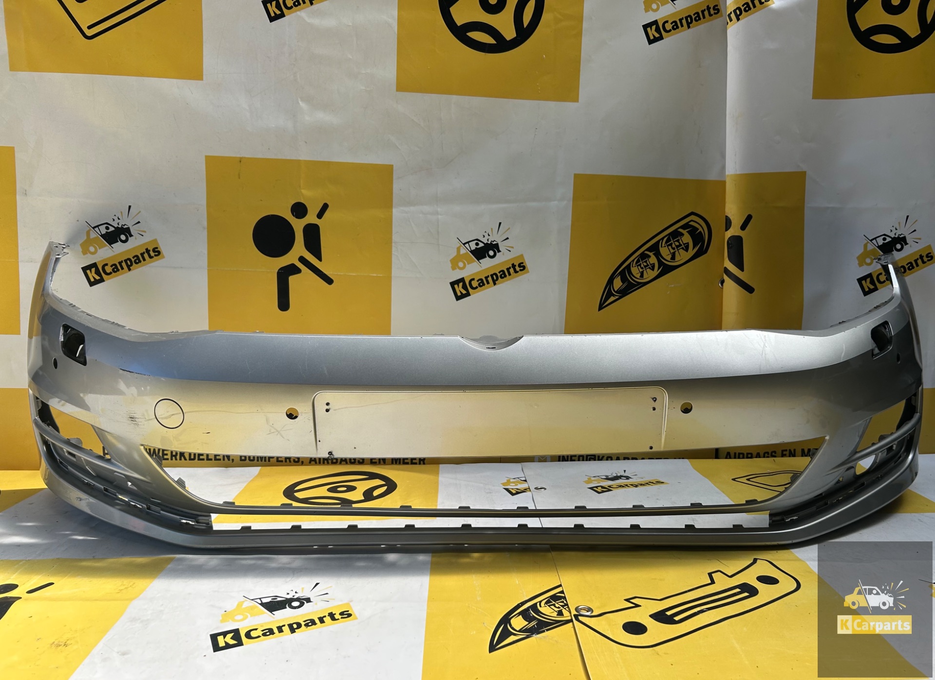 Volkswagen Golf 7 front bumper 12/2016 4xPDC KLS 5G0807221
