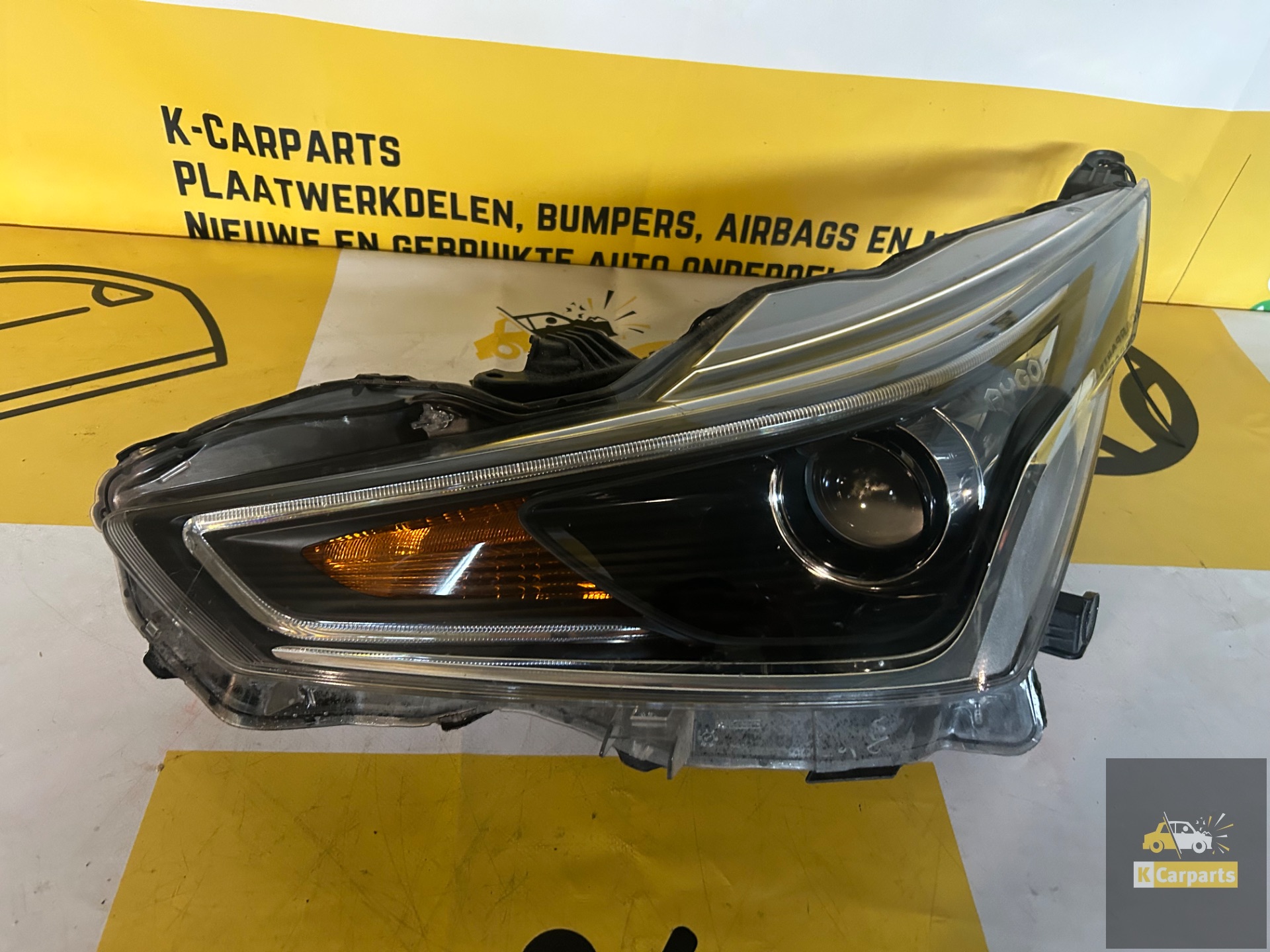 Phare Avant Gauche Toyota Aygo Facelift 17-2023 original