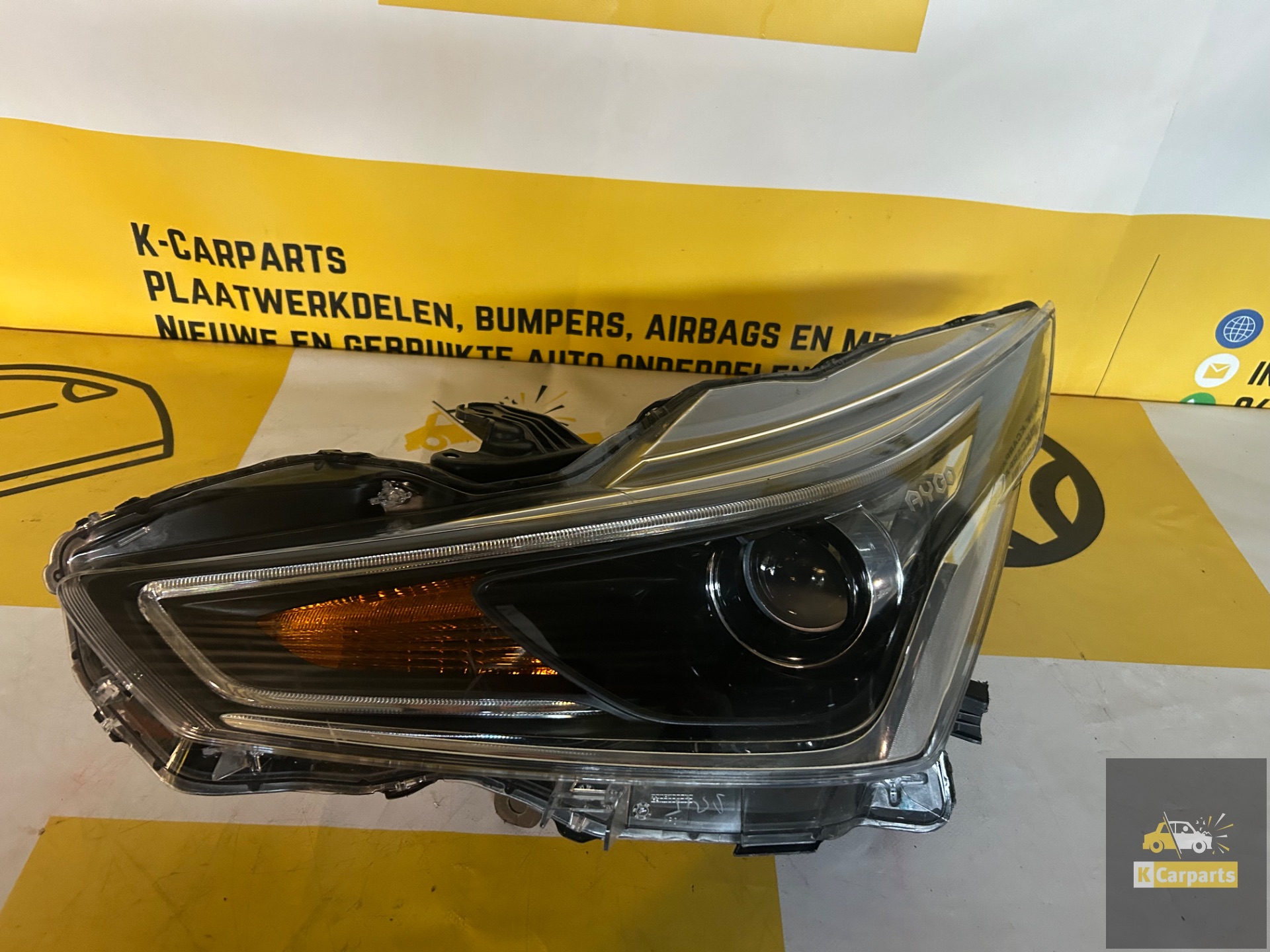 Phare Avant Gauche Toyota Aygo Facelift 17-2023 original