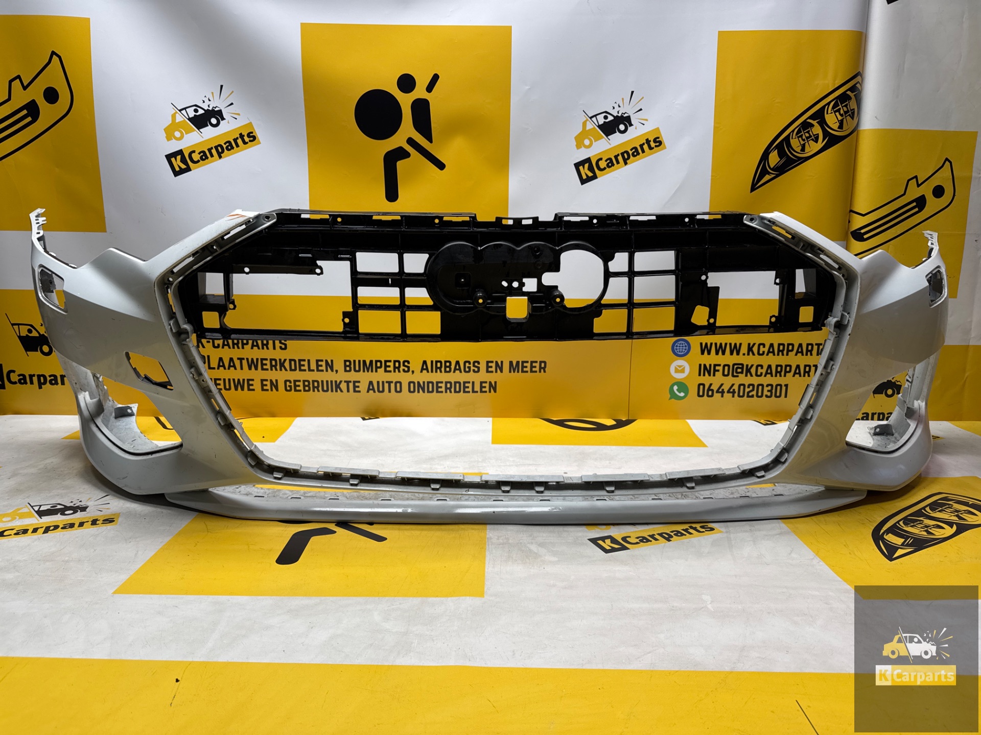 Audi A6 C8 Voorbumper KLS PDC 4K0807437 2019-2023